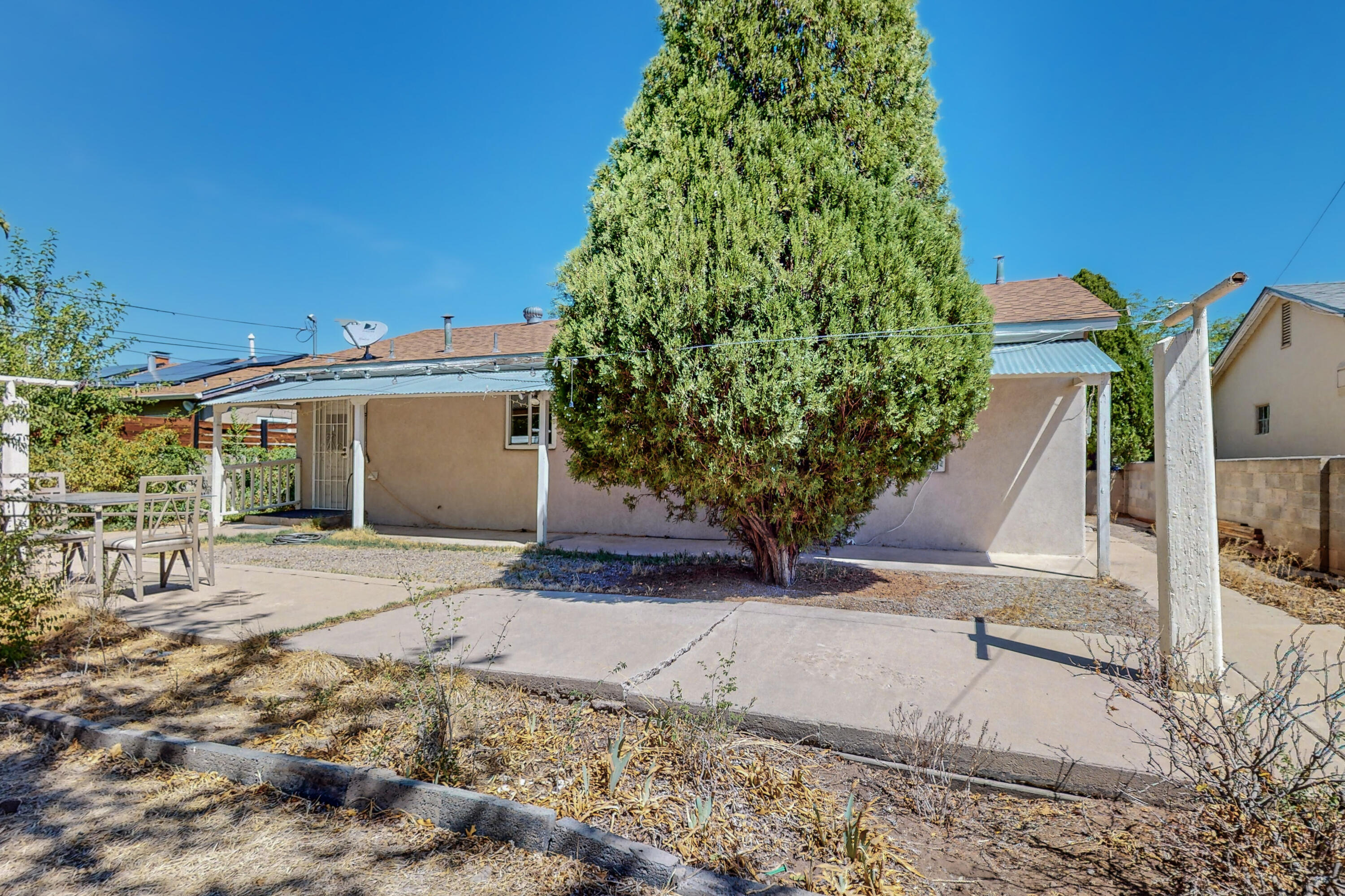 2436 Pueblo Bonito Court NW