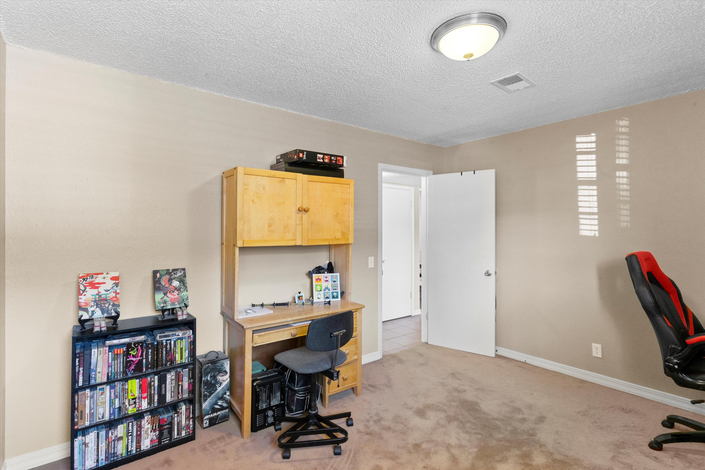 3845 Montgomery Boulevard NE 905