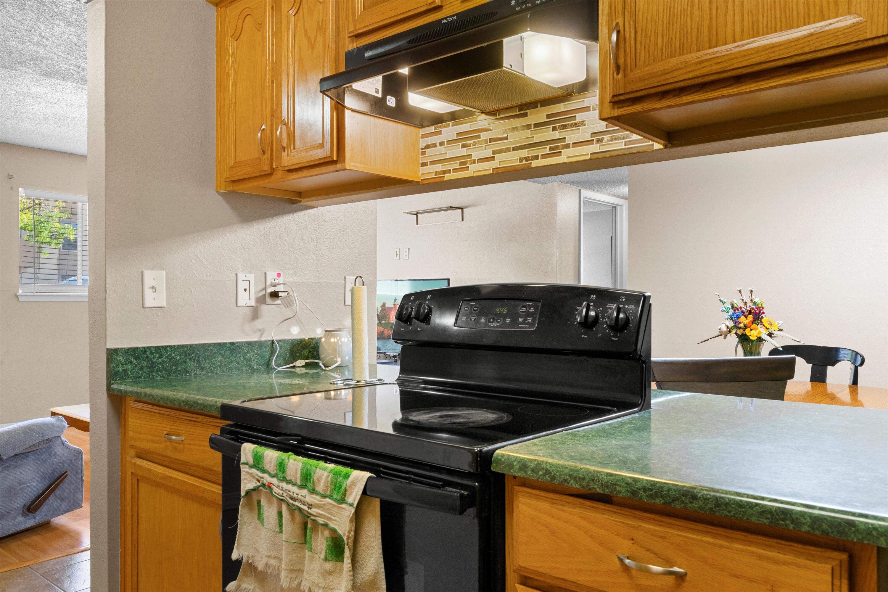 3845 Montgomery Boulevard NE 905