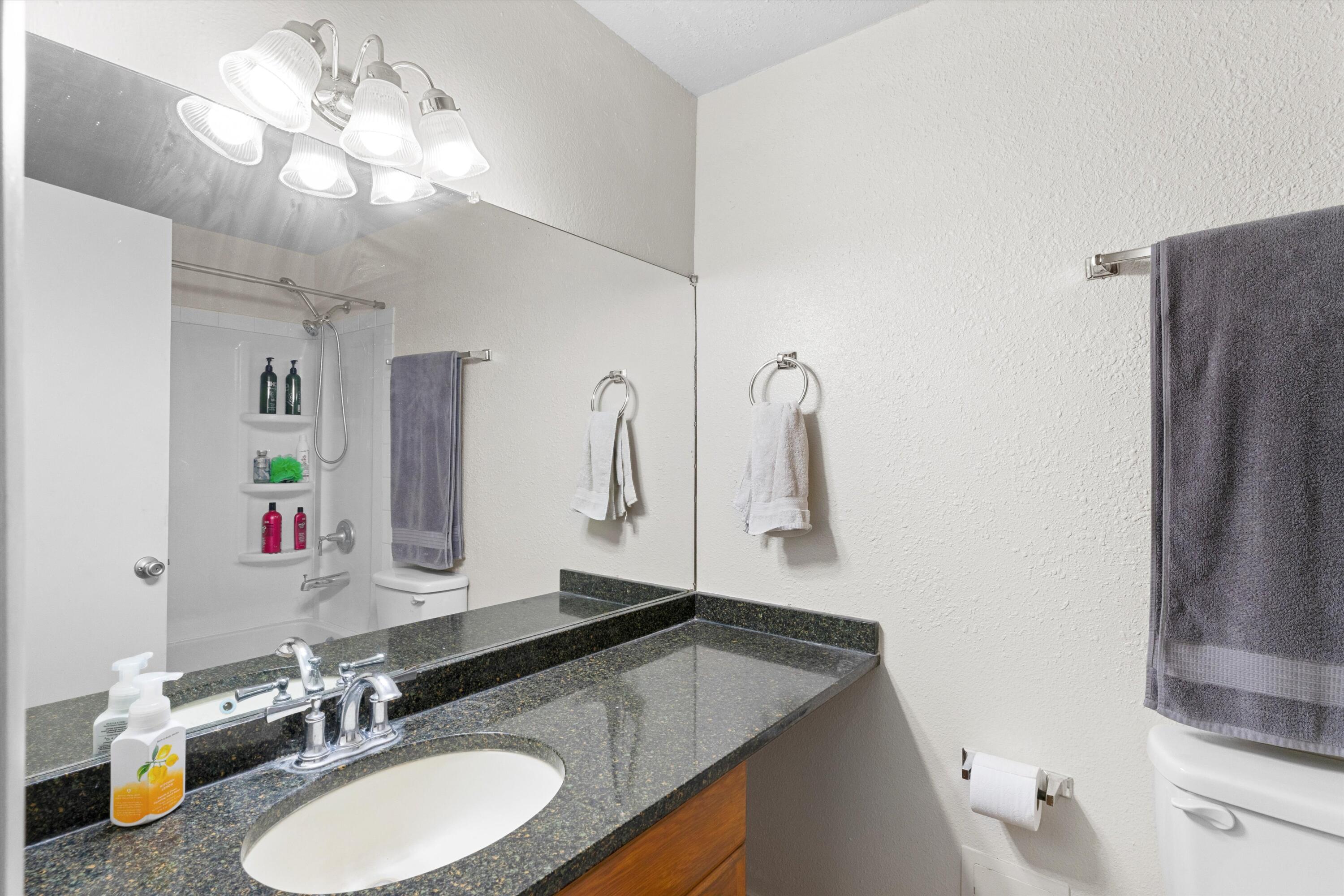 3845 Montgomery Boulevard NE 905