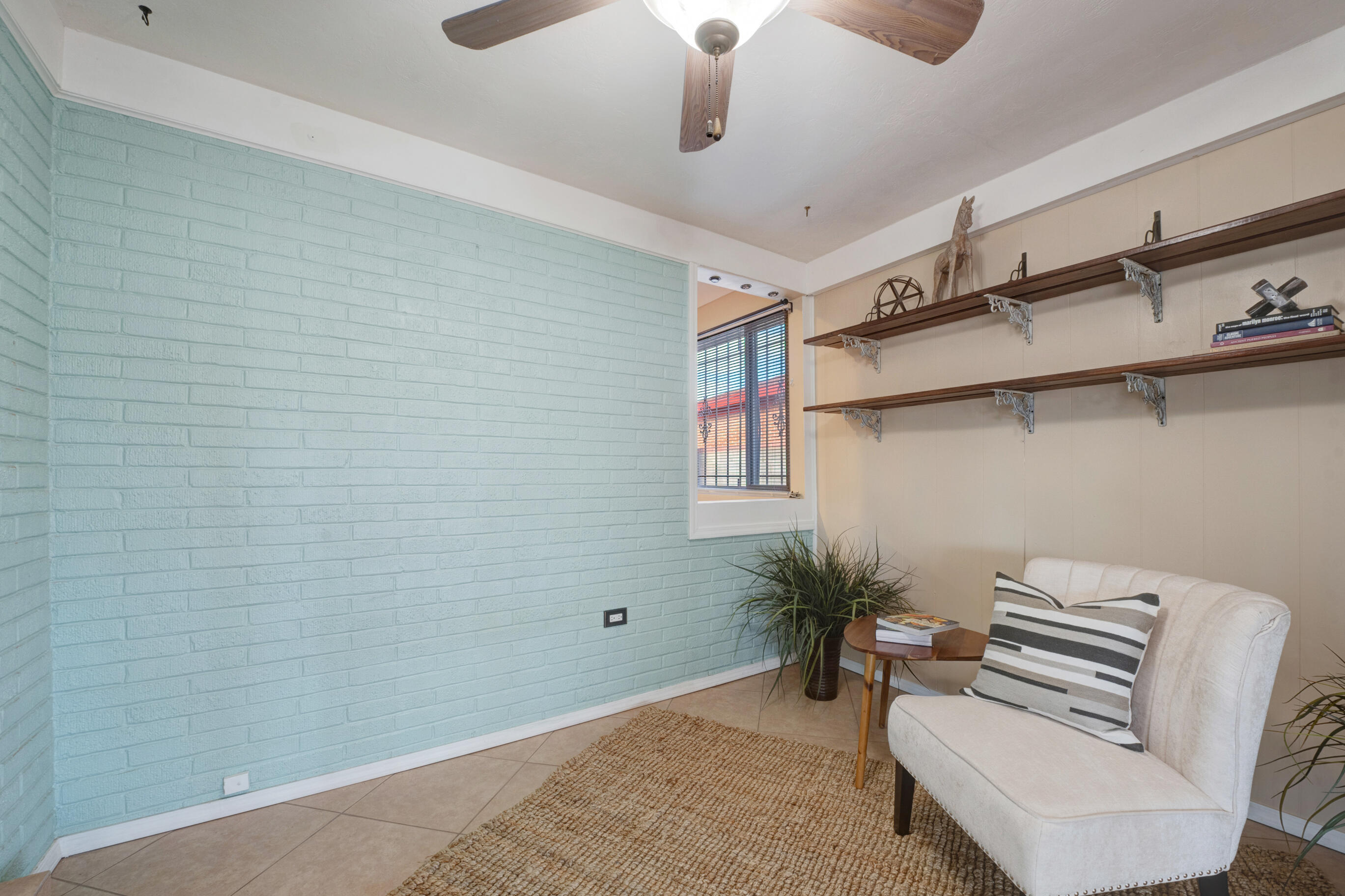 7510 Euclid Avenue NE