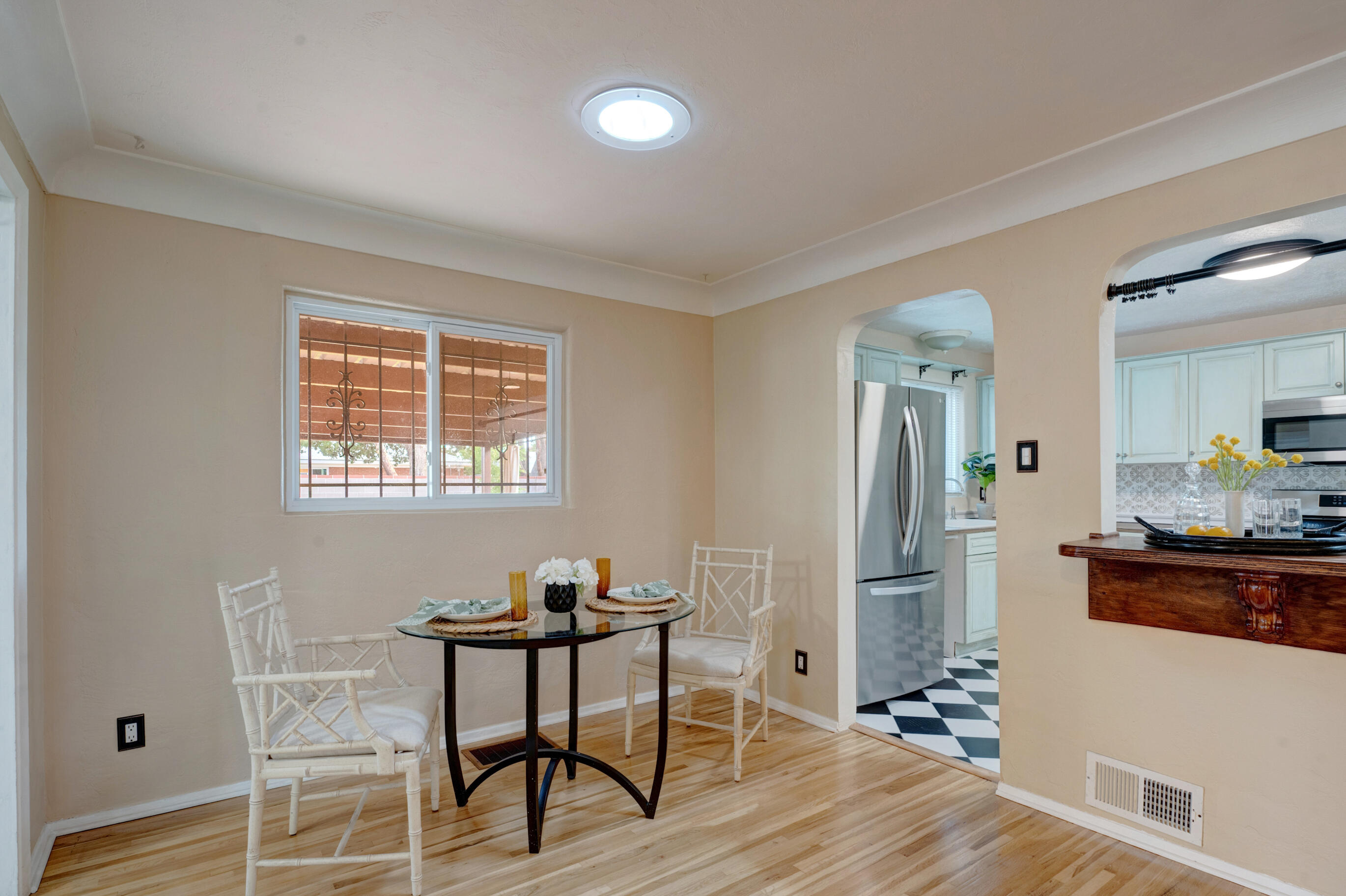 7510 Euclid Avenue NE