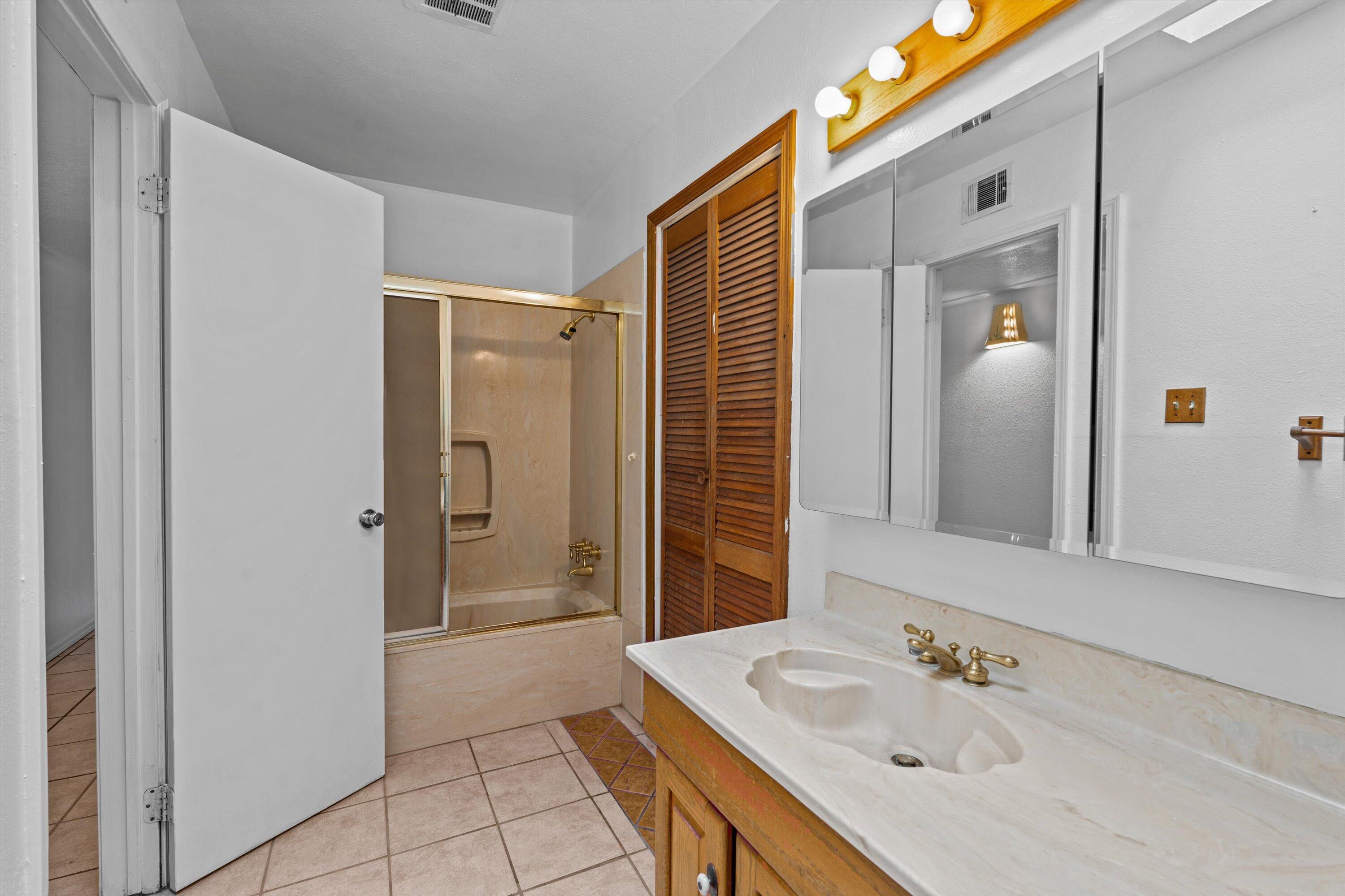 4929 Olympia Road NW