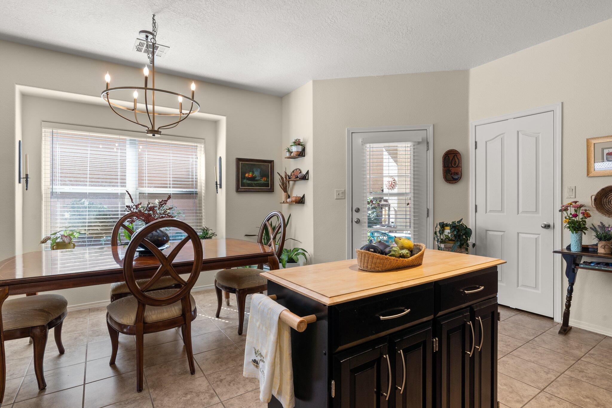 859 Palo Duro Drive NE