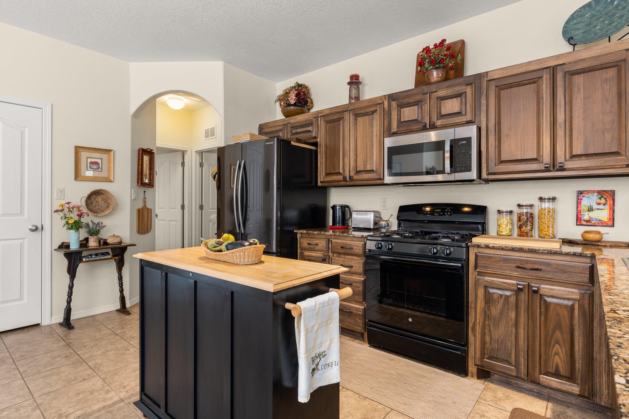 859 Palo Duro Drive NE