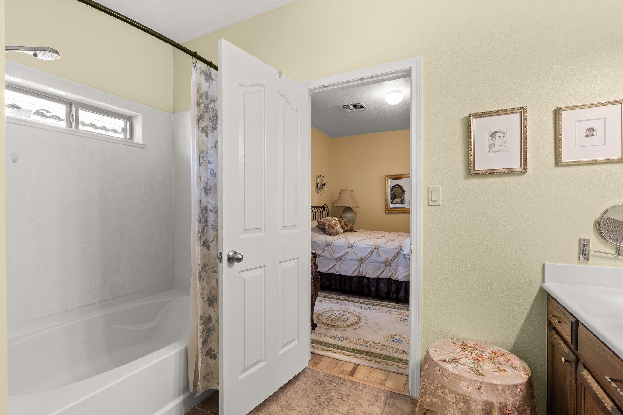 859 Palo Duro Drive NE