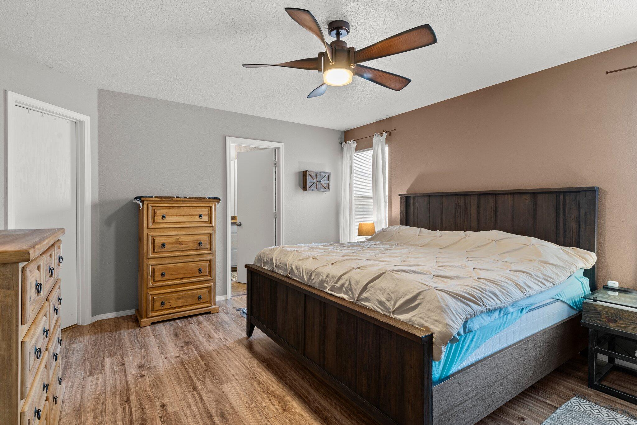 10523 Trieste Court NW