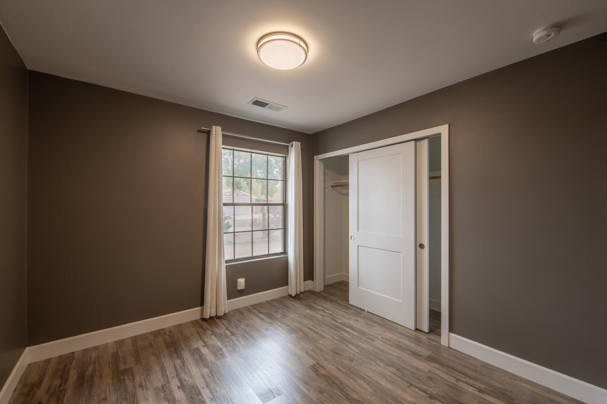 870 Tarpon Avenue SE