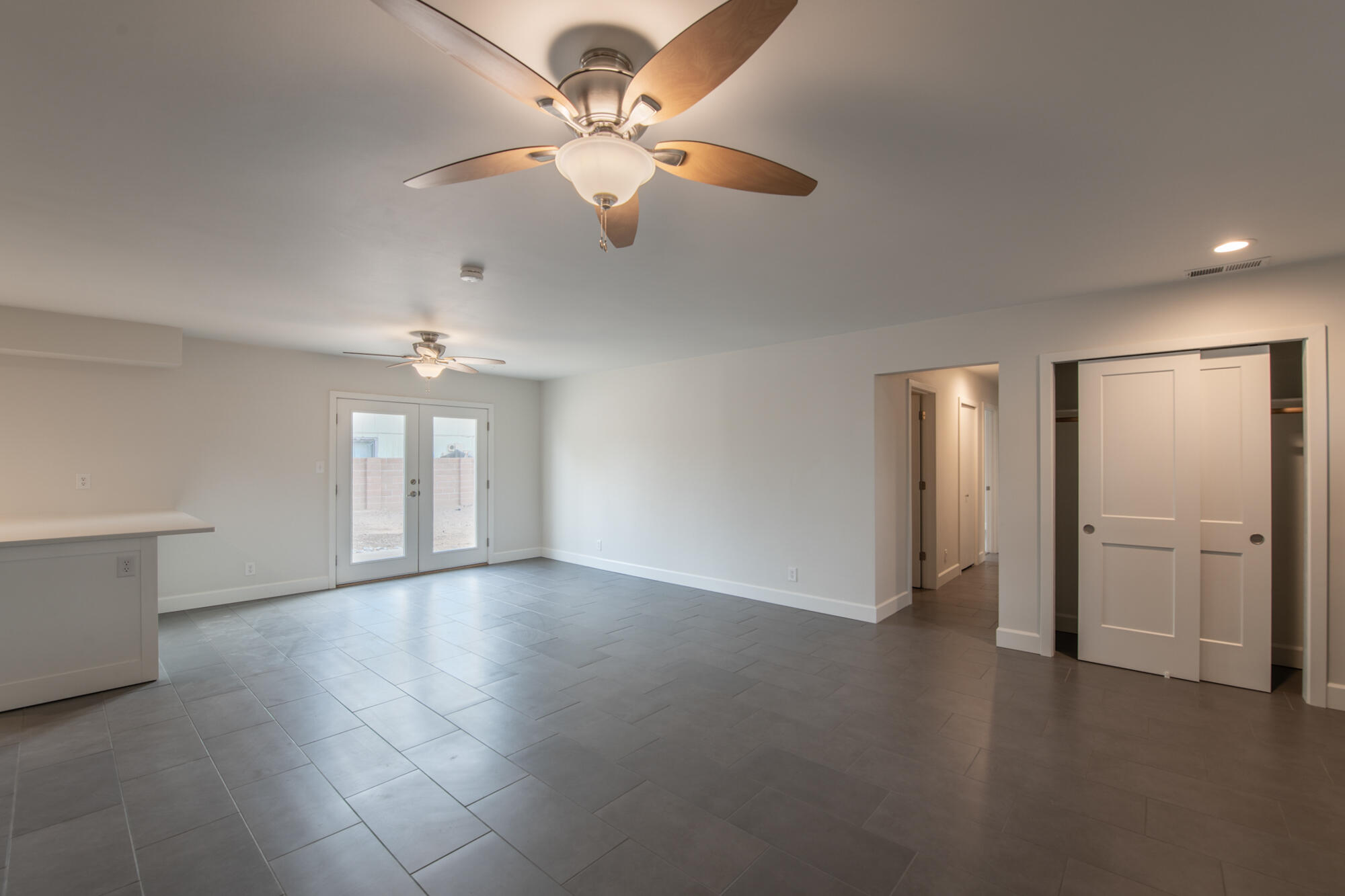 870 Tarpon Avenue SE