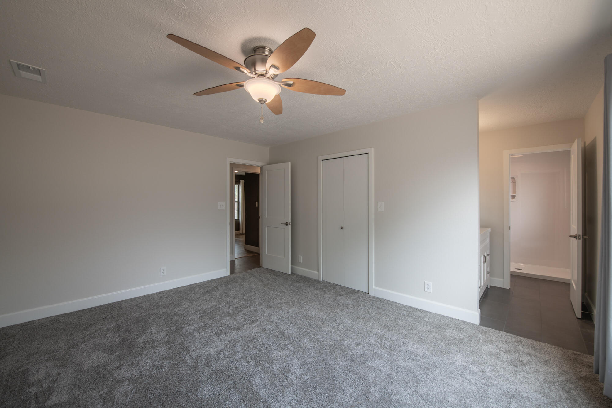 870 Tarpon Avenue SE