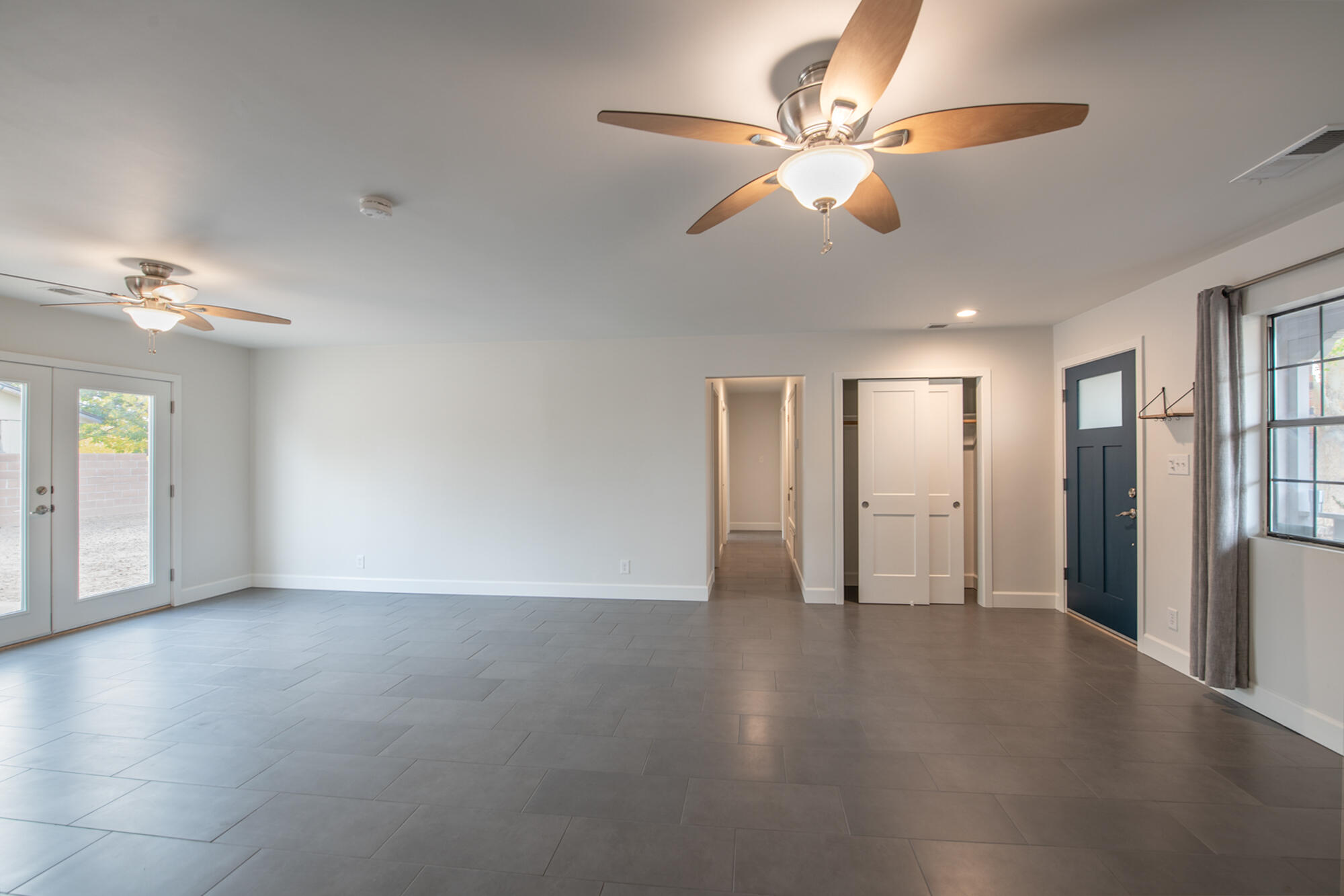 870 Tarpon Avenue SE