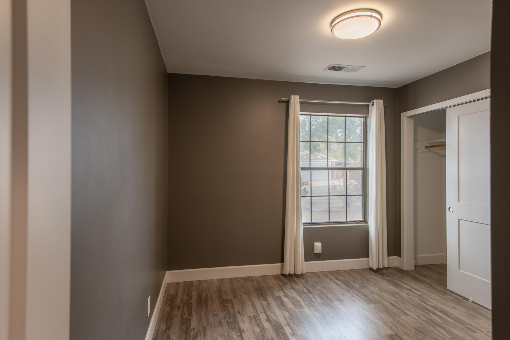 870 Tarpon Avenue SE