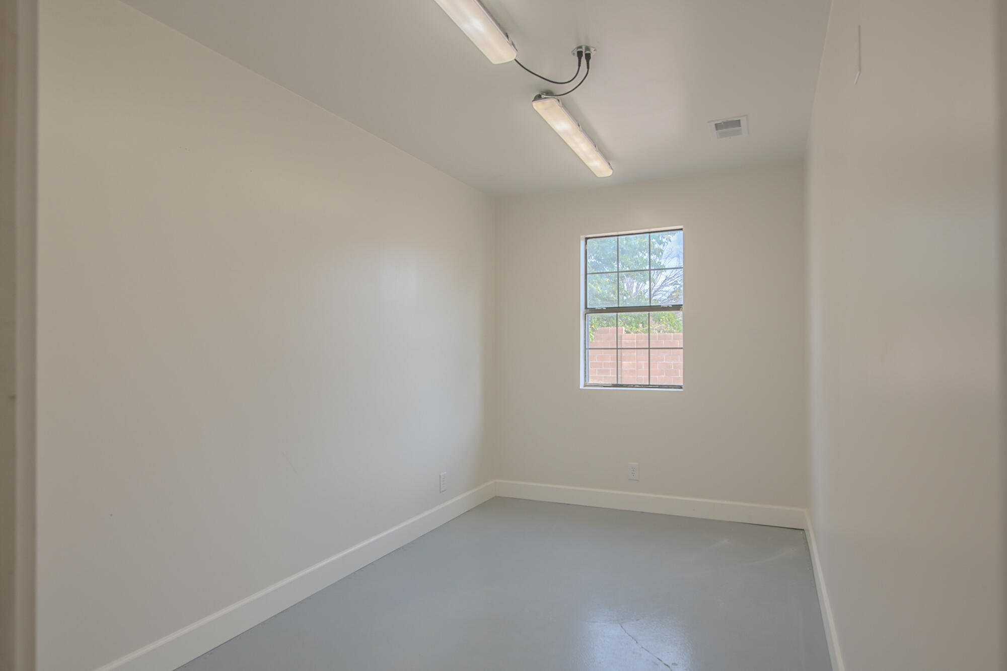 870 Tarpon Avenue SE