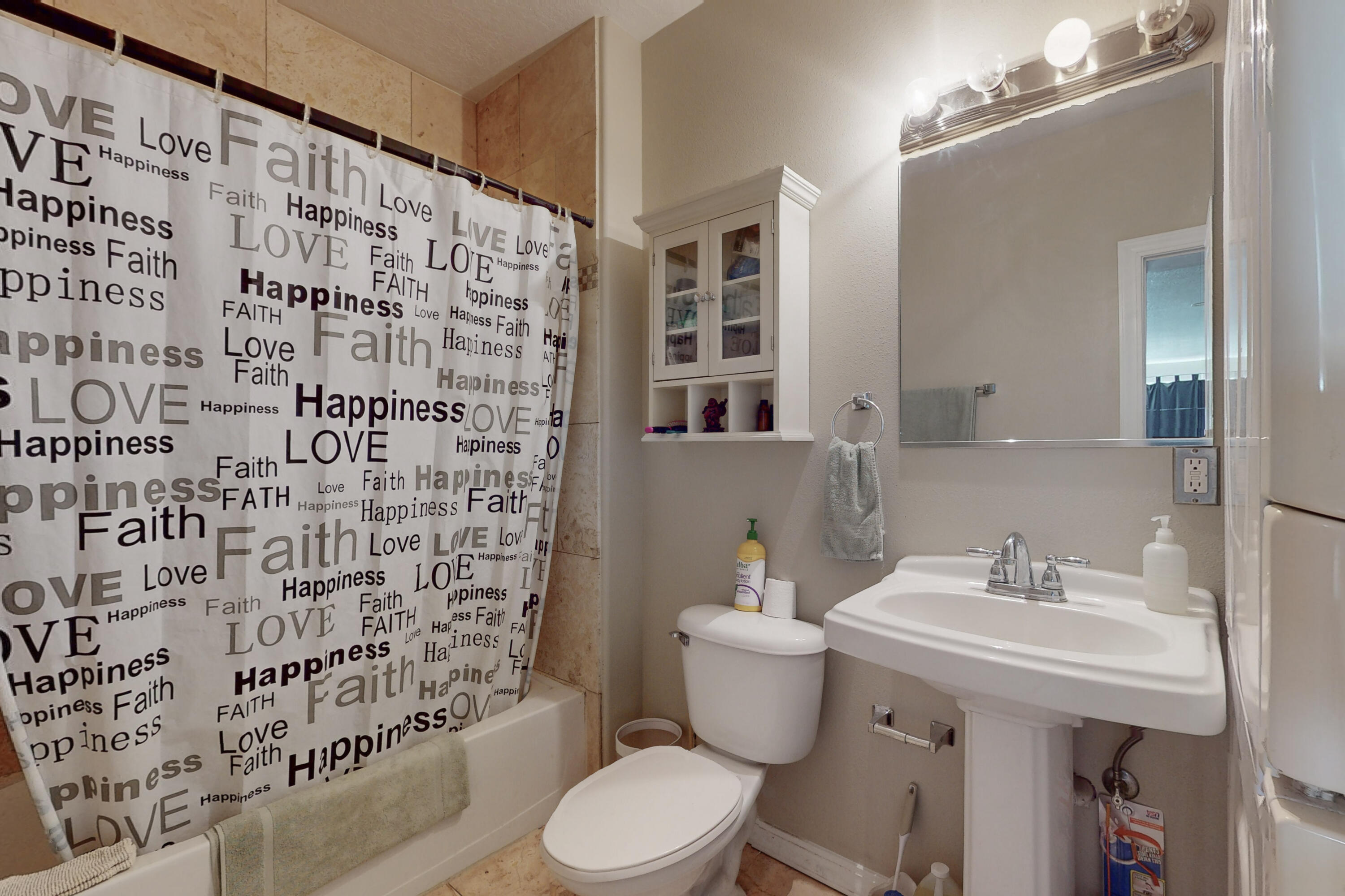 302 Val Verde Drive SE C