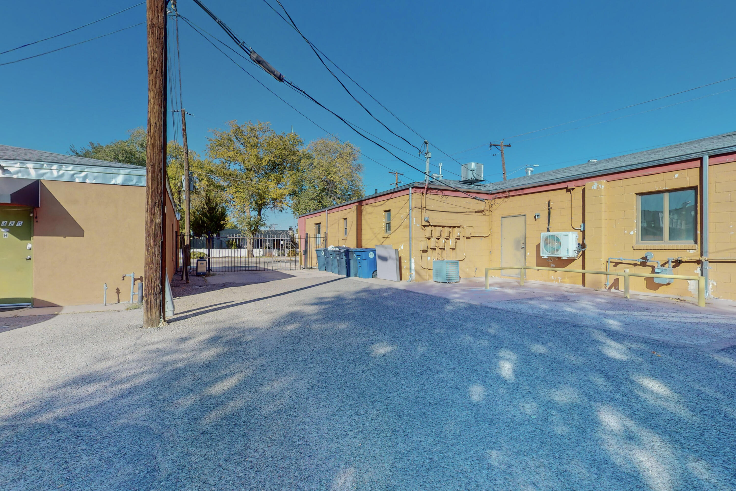 302 Val Verde Drive SE C