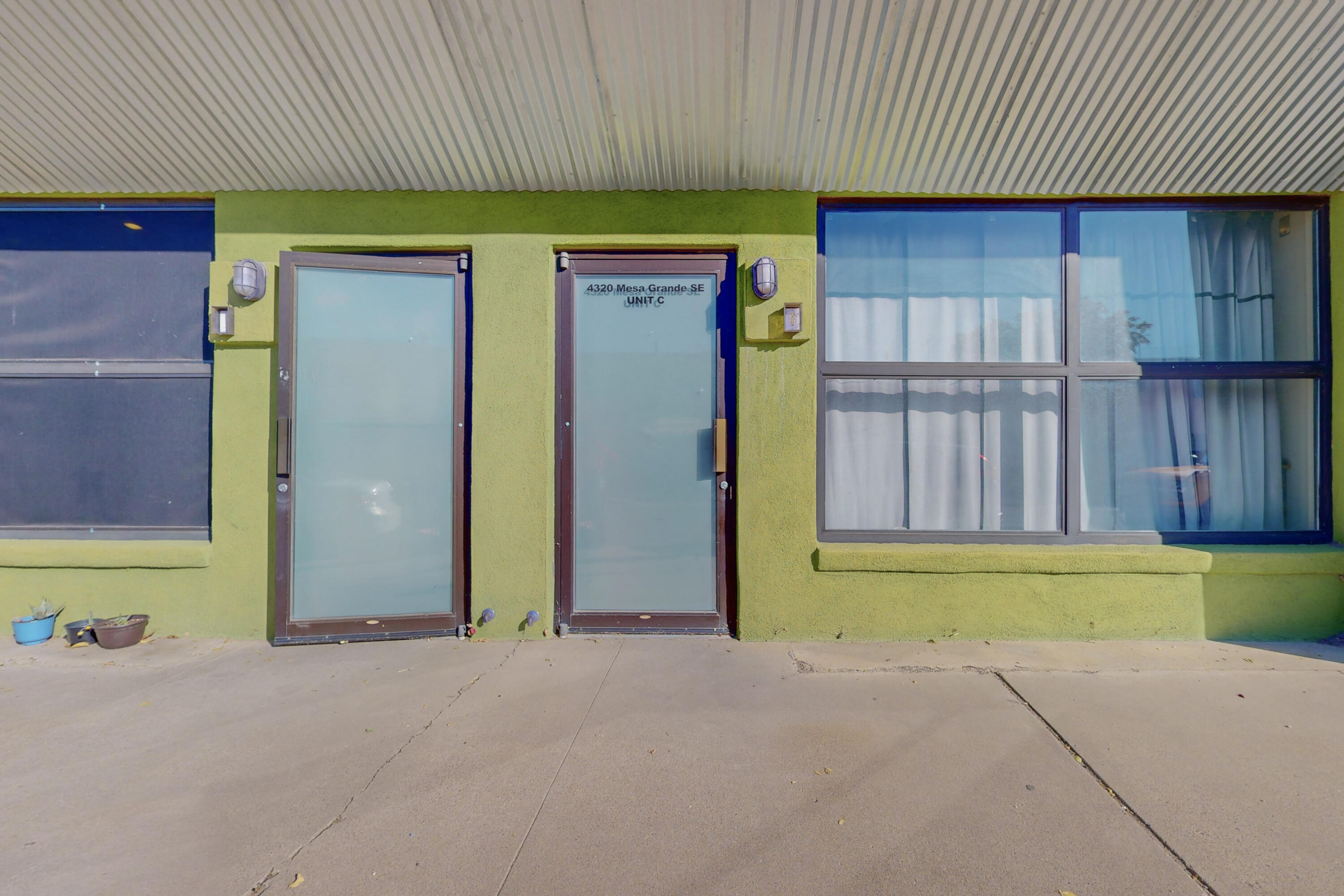 302 Val Verde Drive SE C