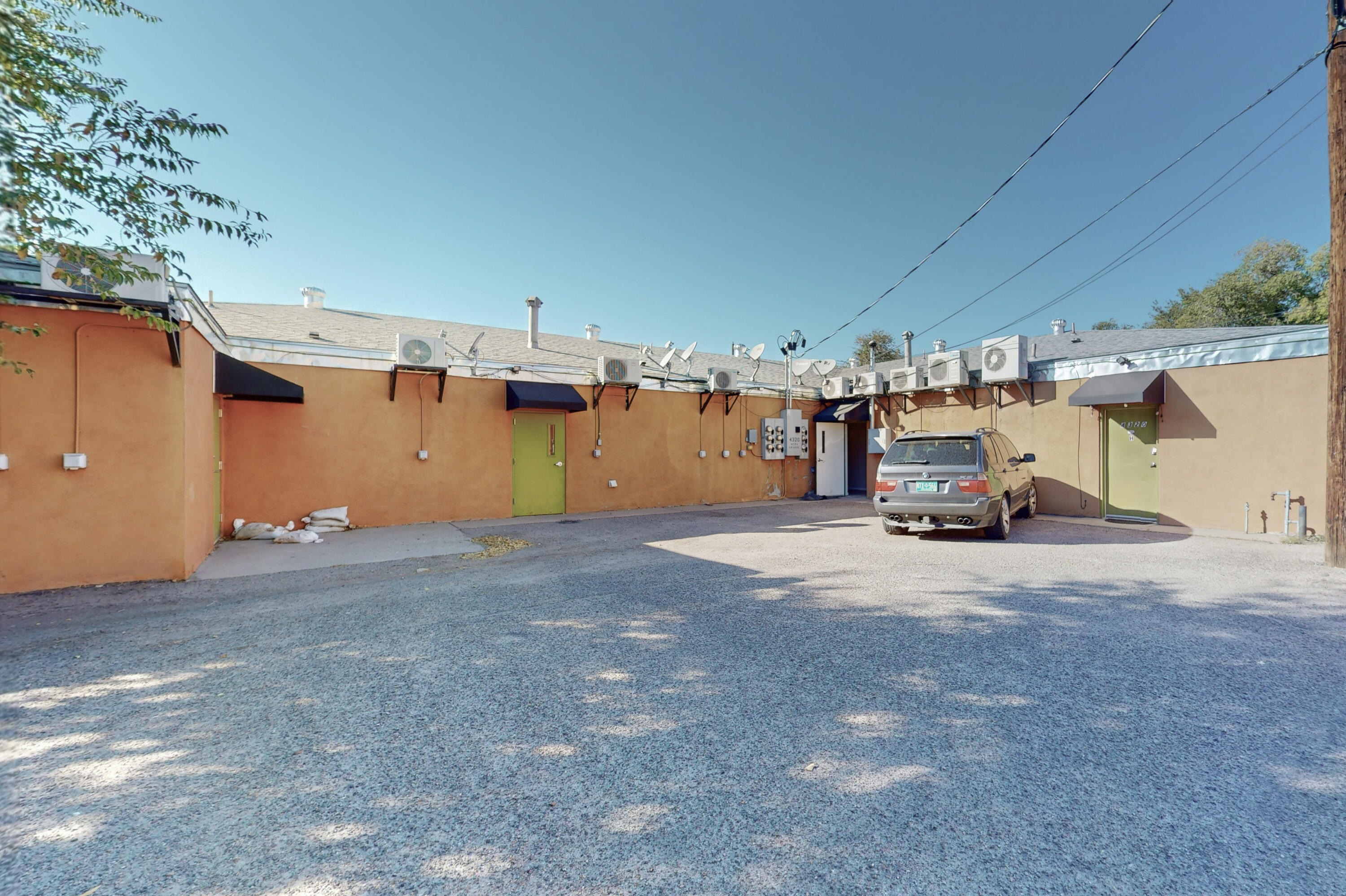 302 Val Verde Drive SE D