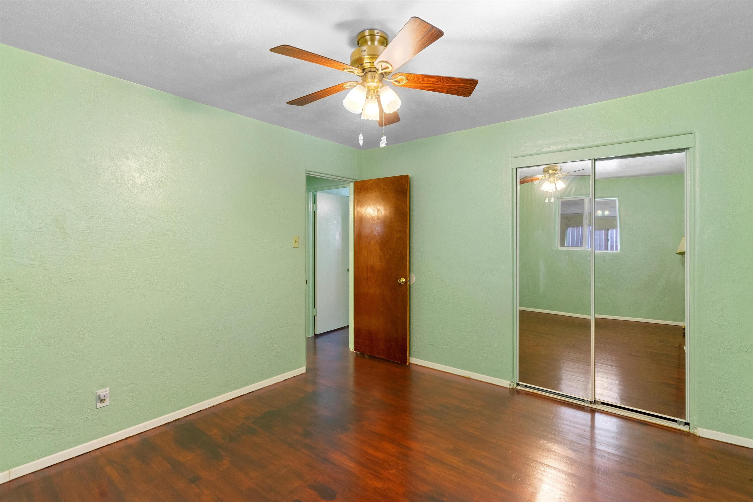 1120 Indiana Street SE