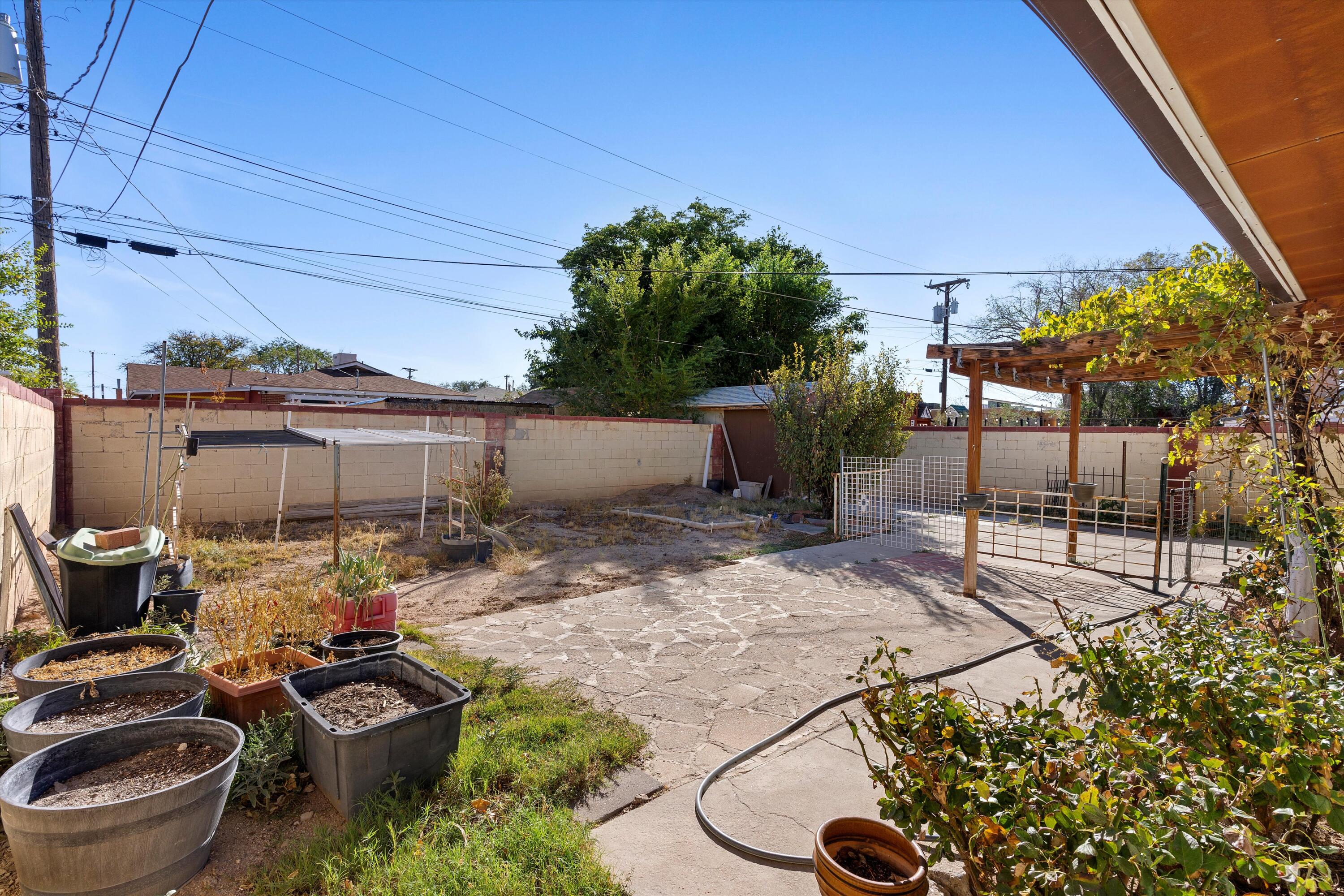 1120 Indiana Street SE