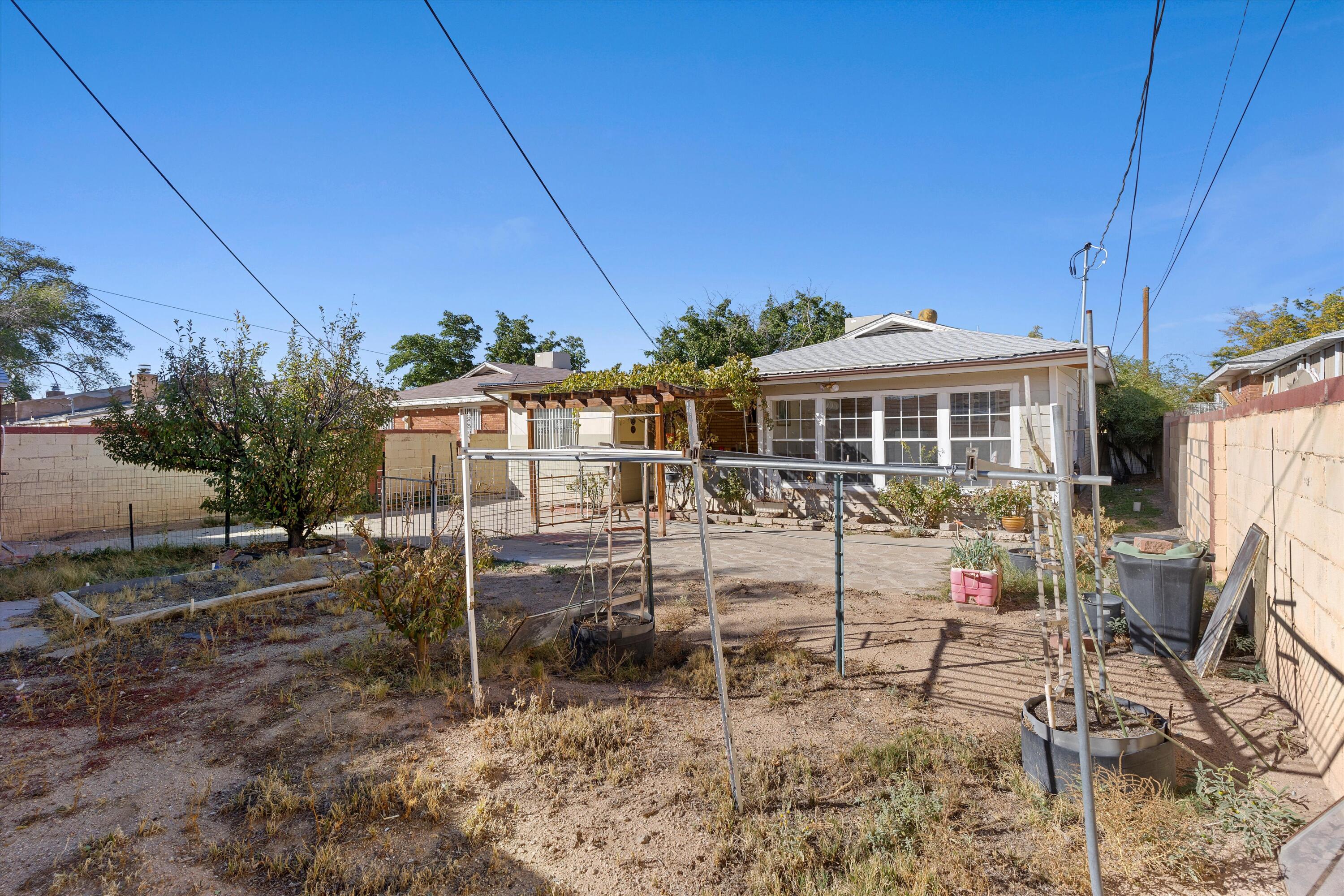 1120 Indiana Street SE