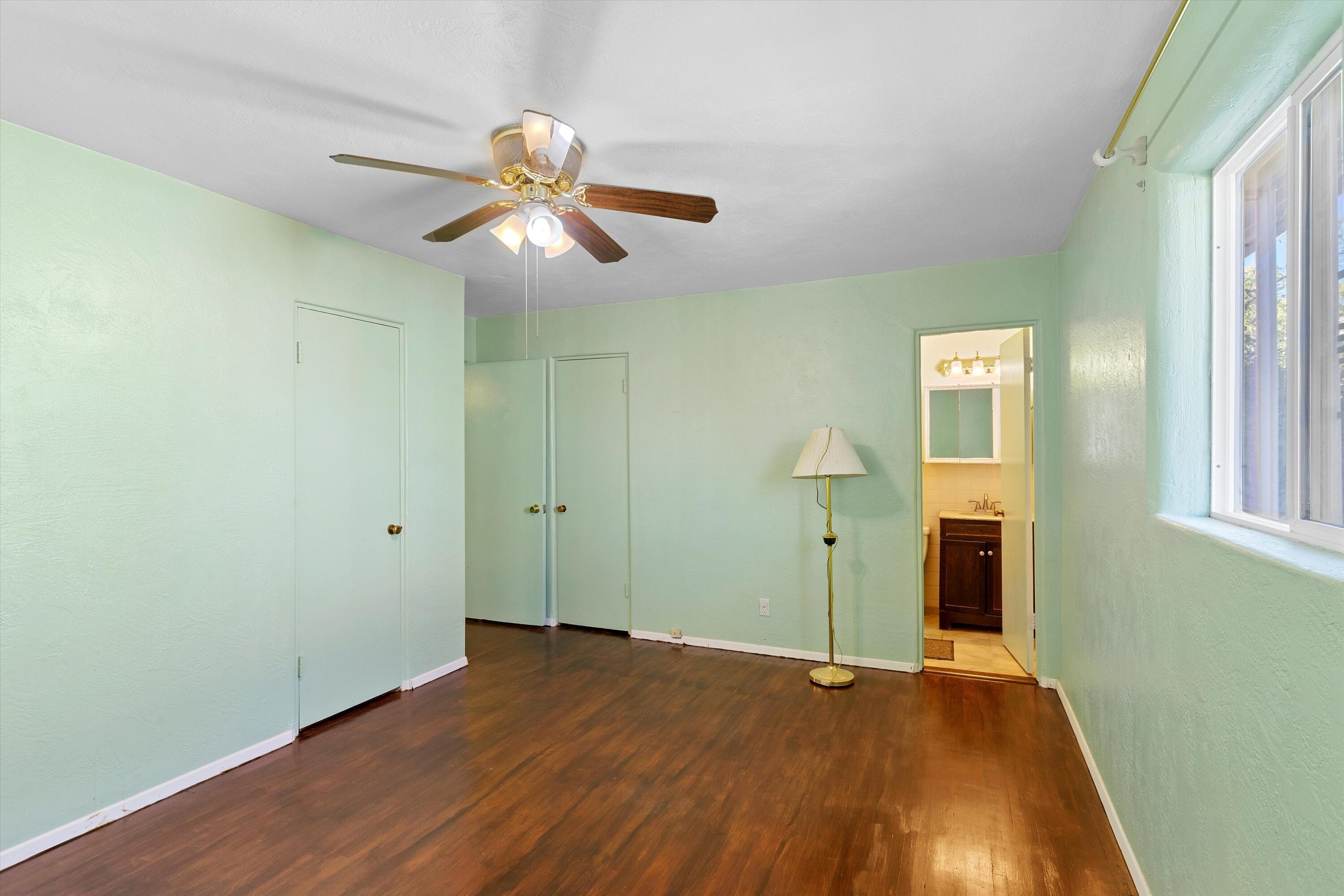 1120 Indiana Street SE