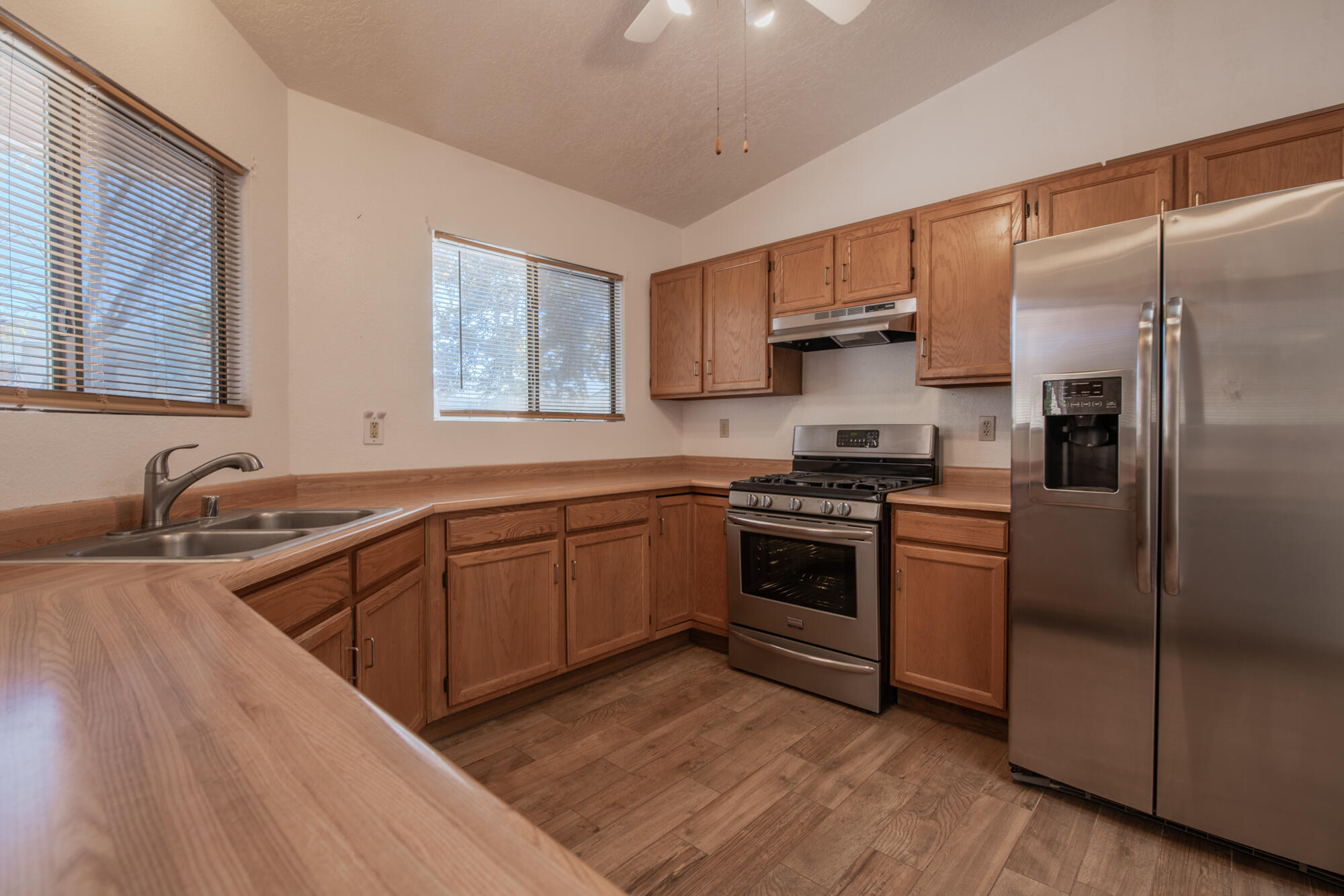 1945 Roanoke Drive NE