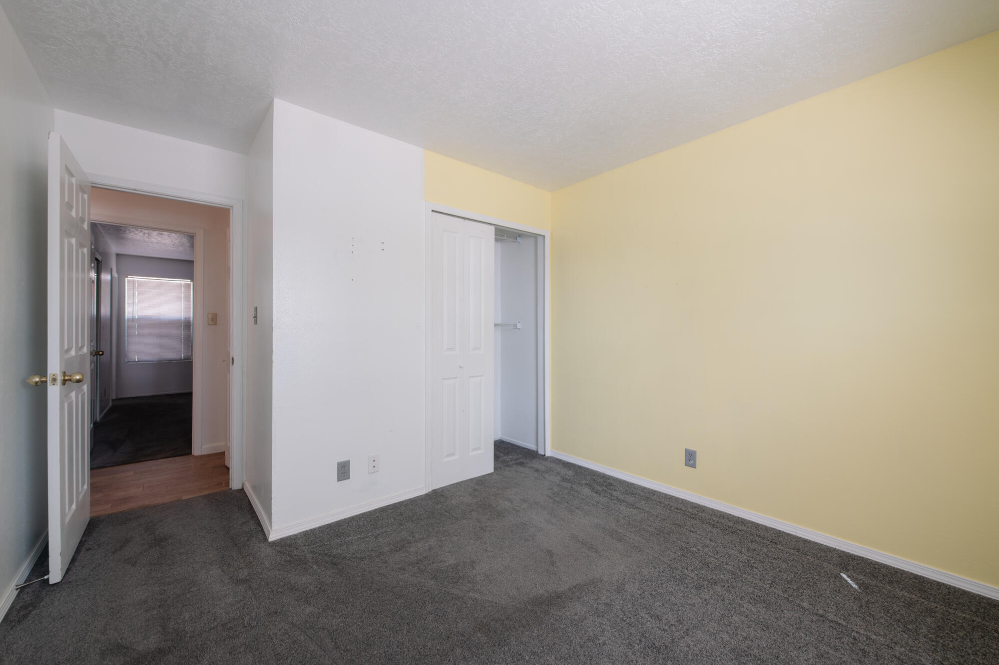 1945 Roanoke Drive NE