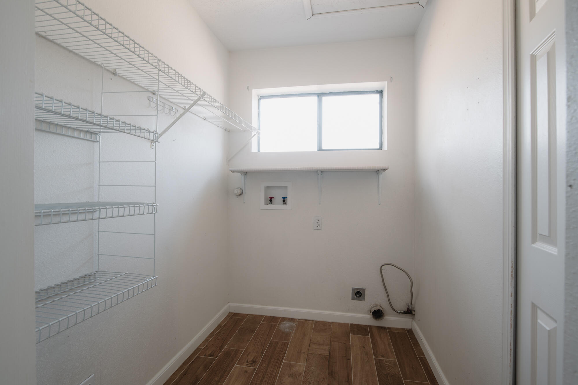 1945 Roanoke Drive NE