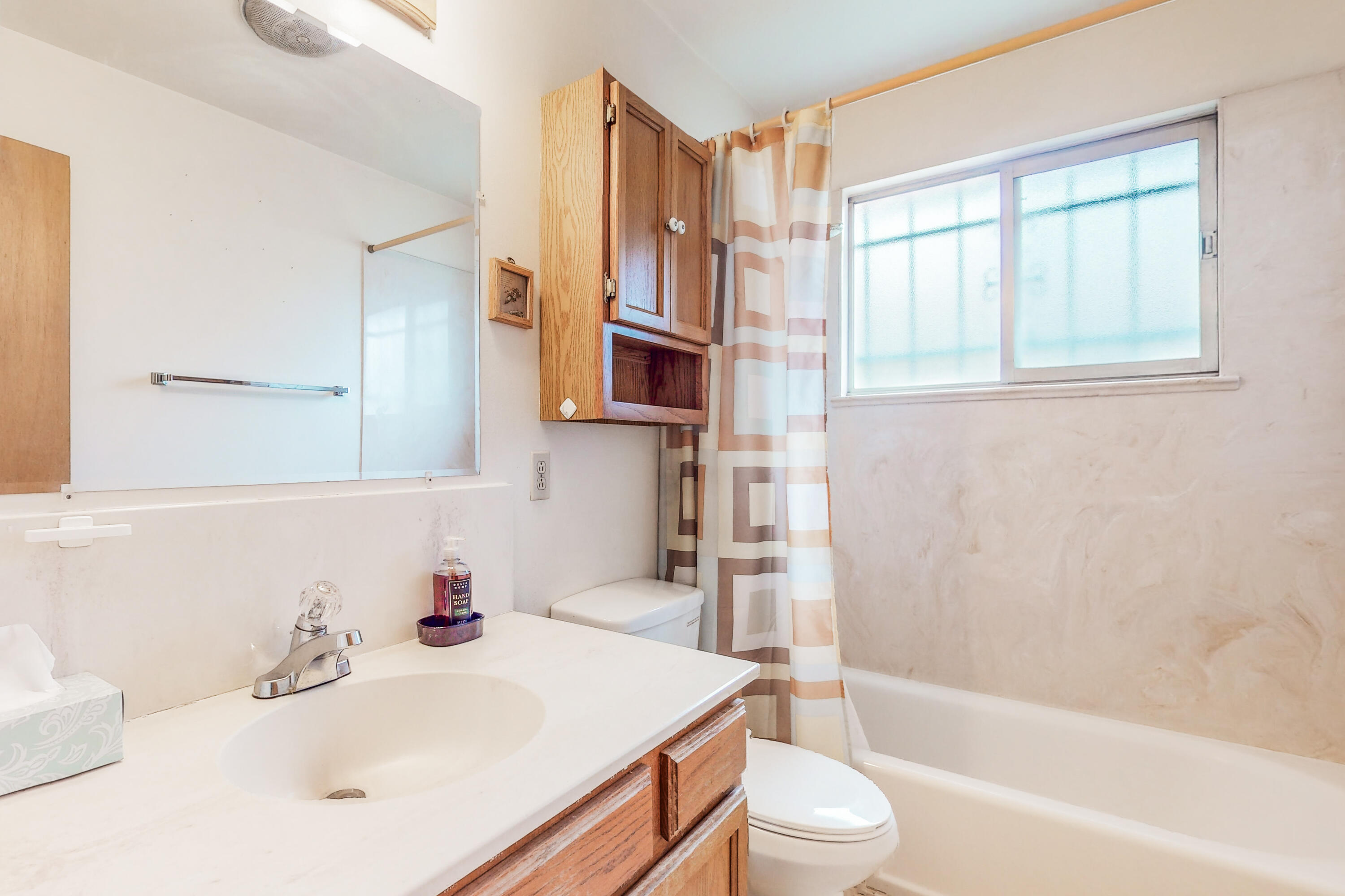 445 California Street SE