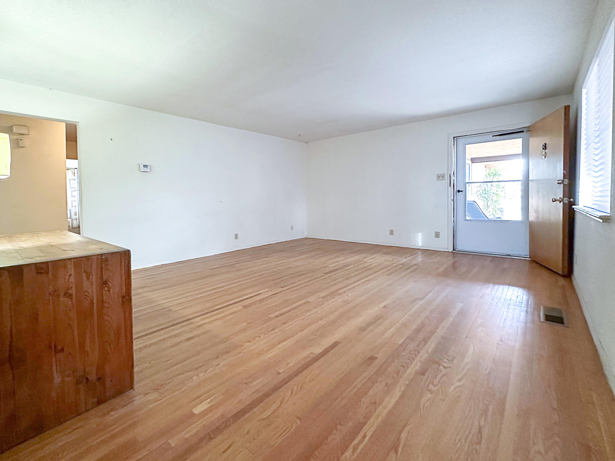 445 California Street SE