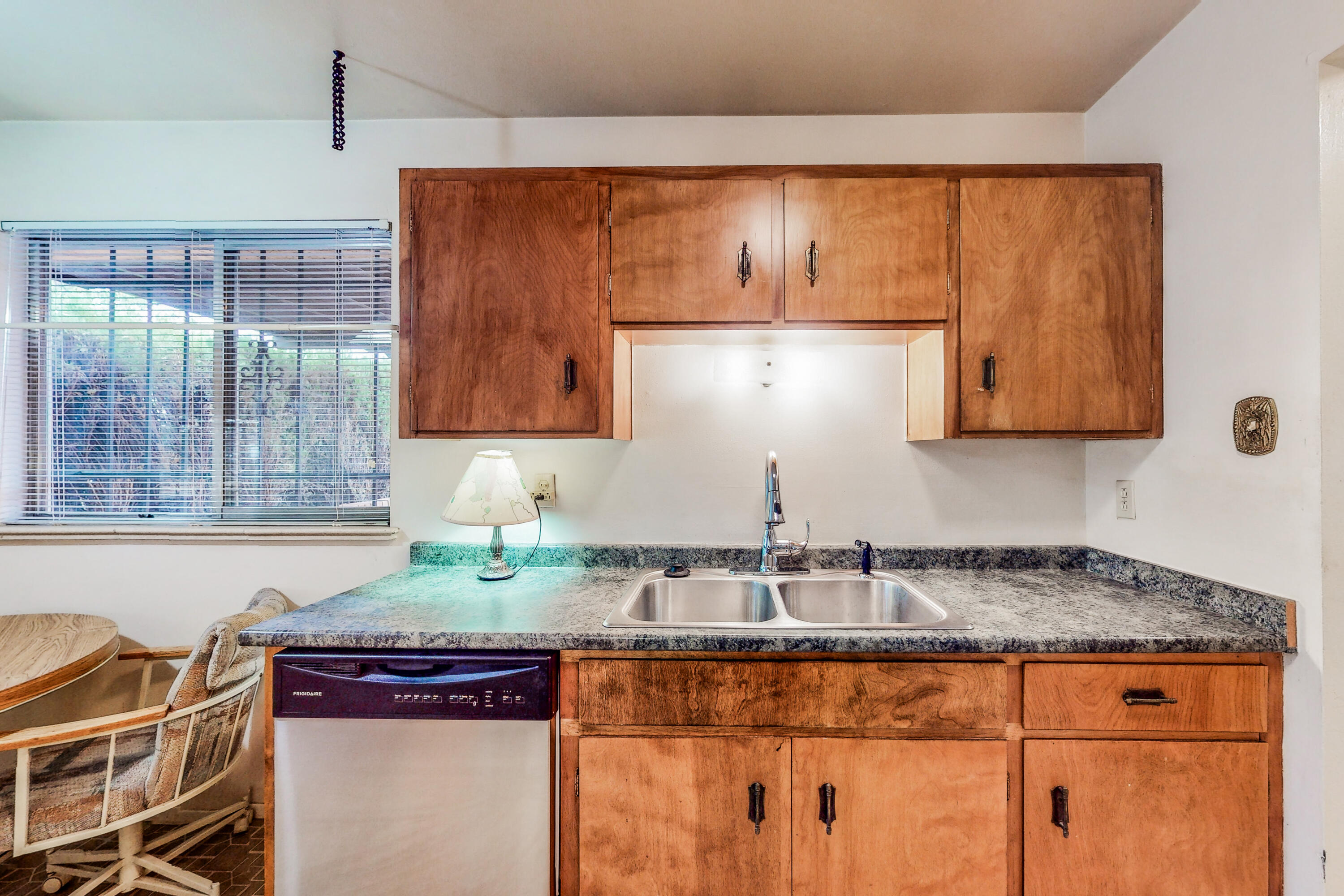 445 California Street SE