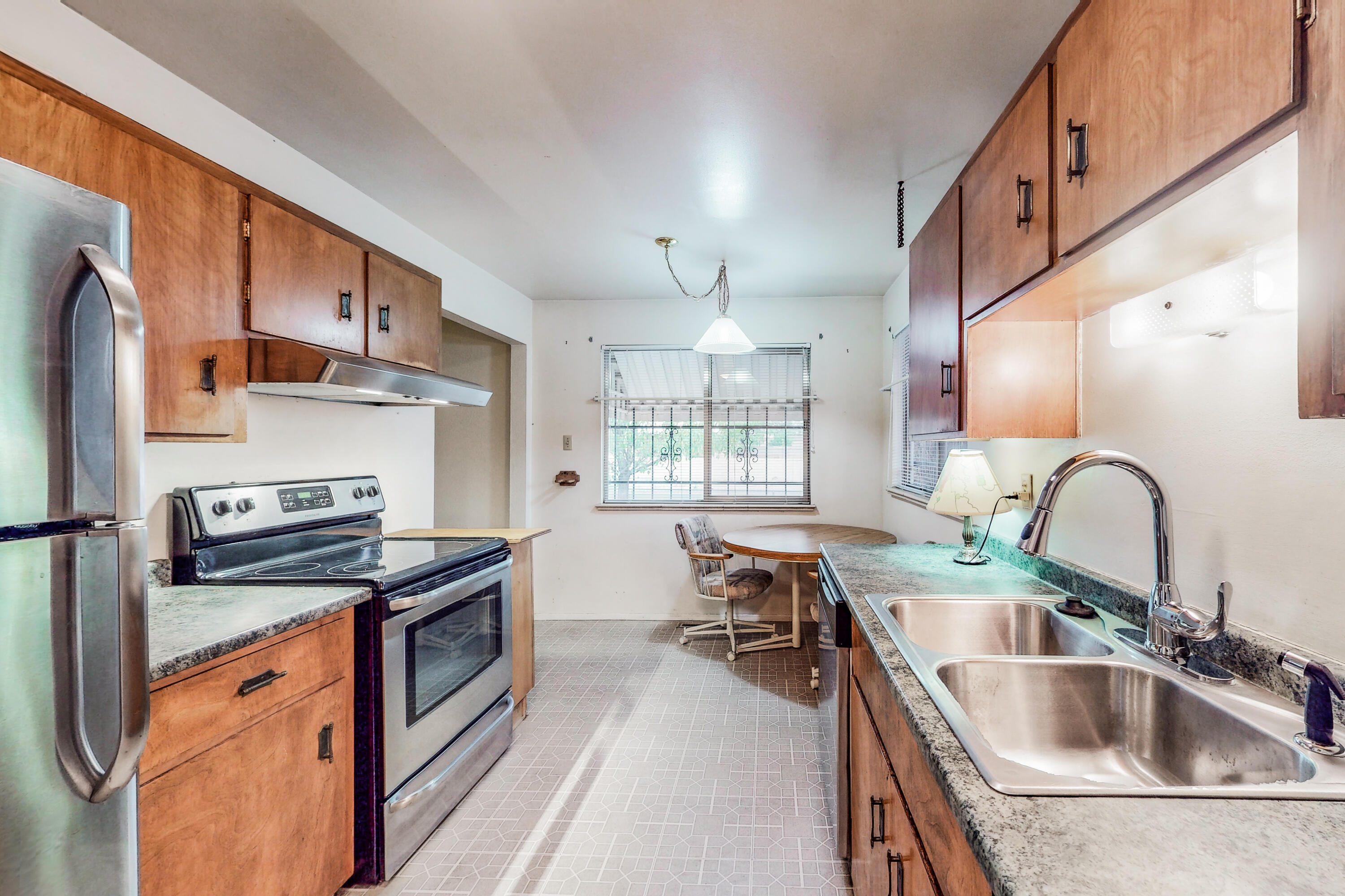 445 California Street SE