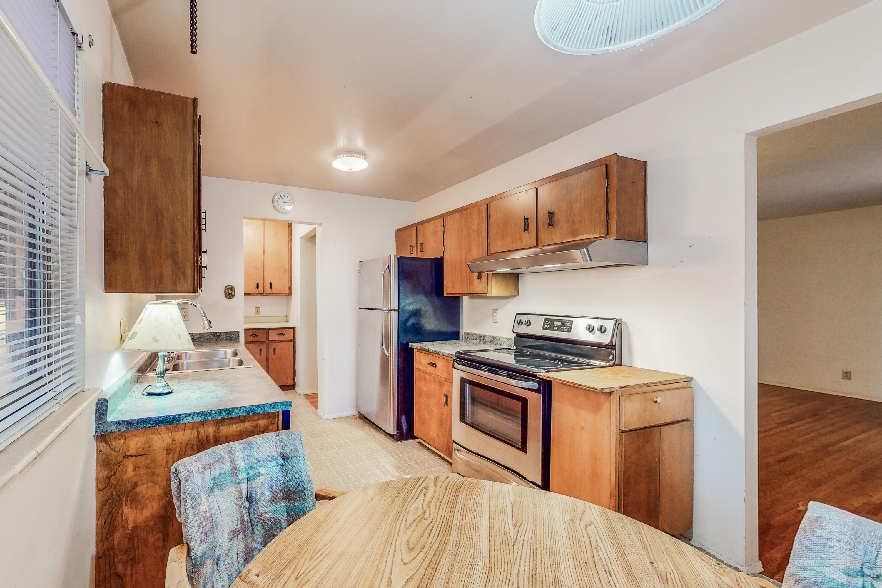 445 California Street SE