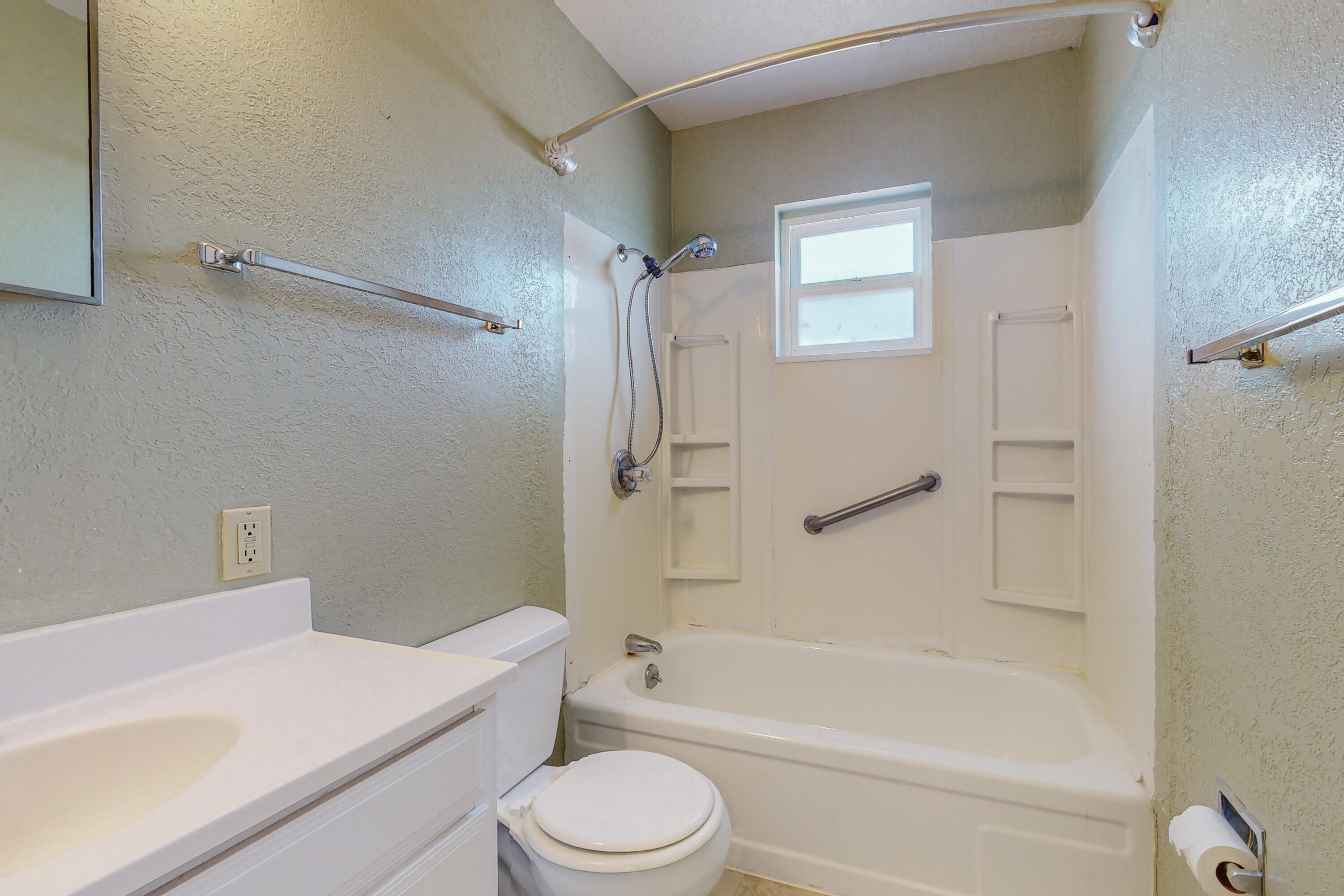 12308 Domingo Road NE