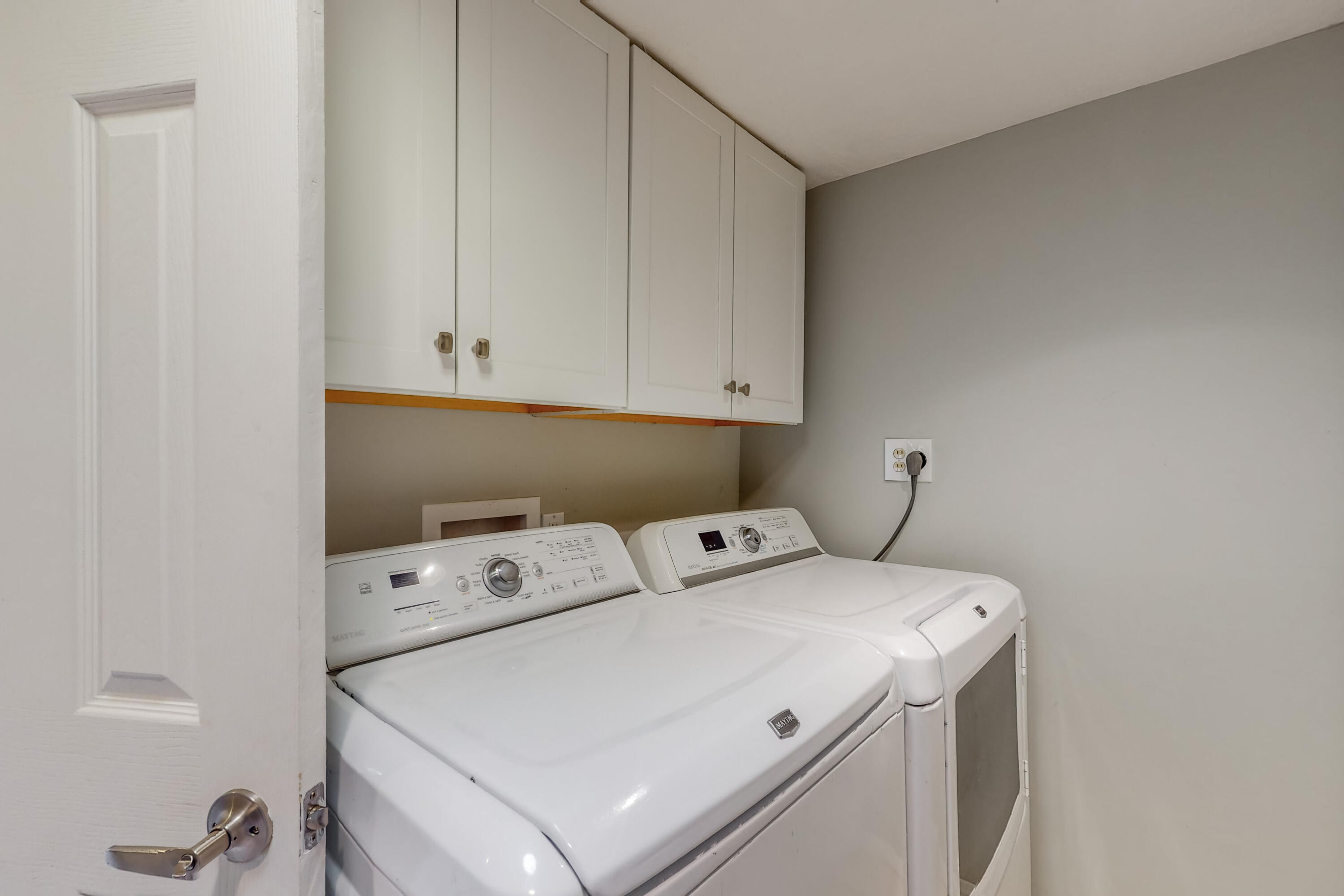 2932 Cuervo Drive NE