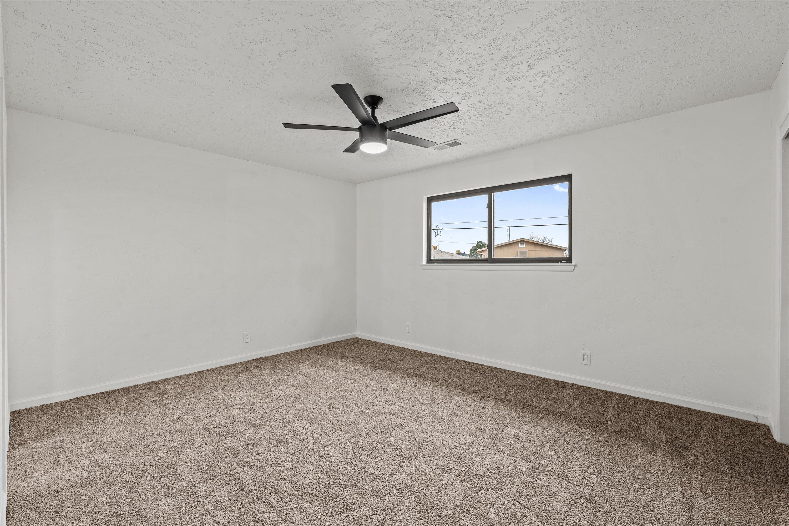 3717 General Bradley Street NE