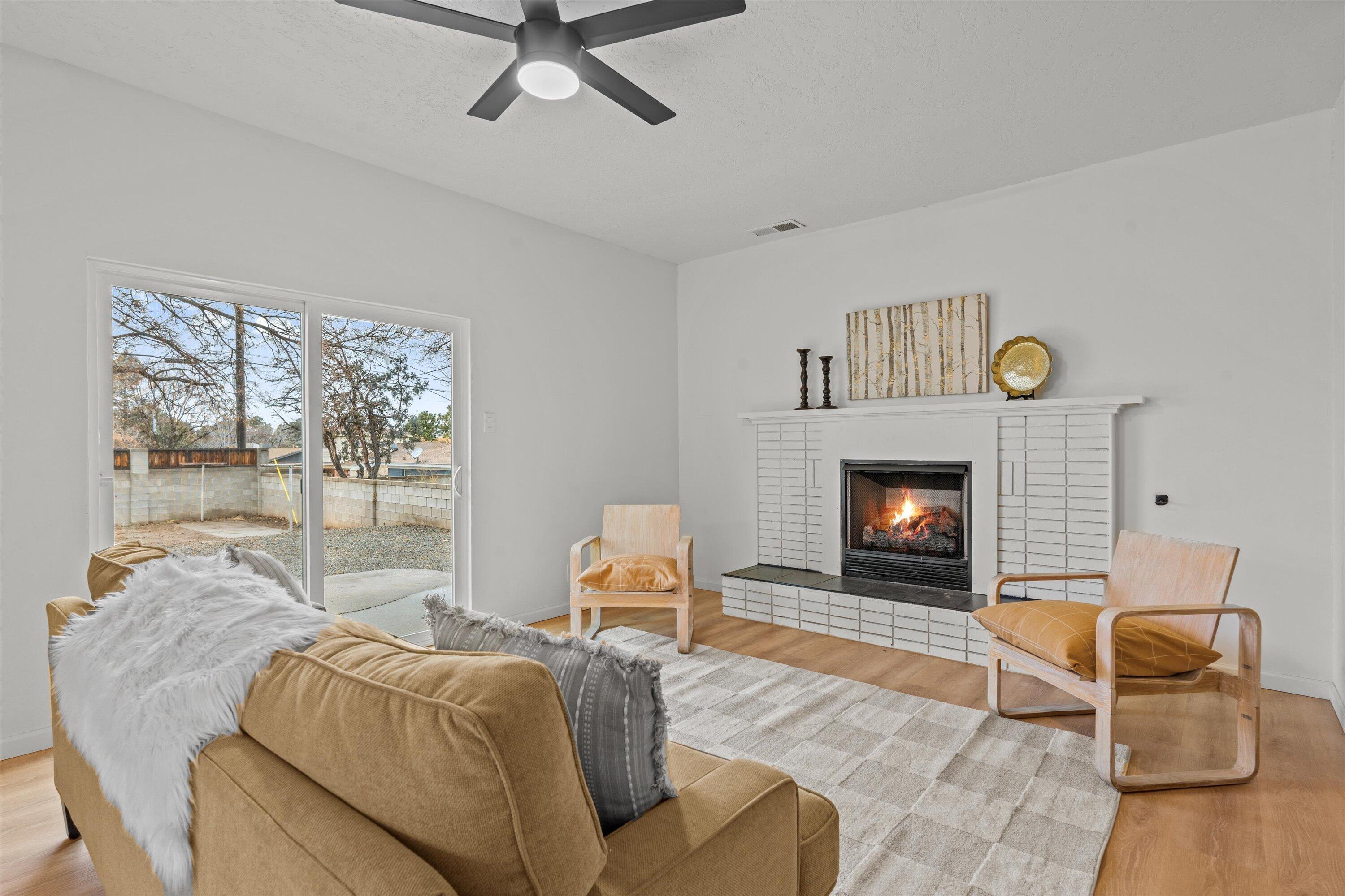 3717 General Bradley Street NE