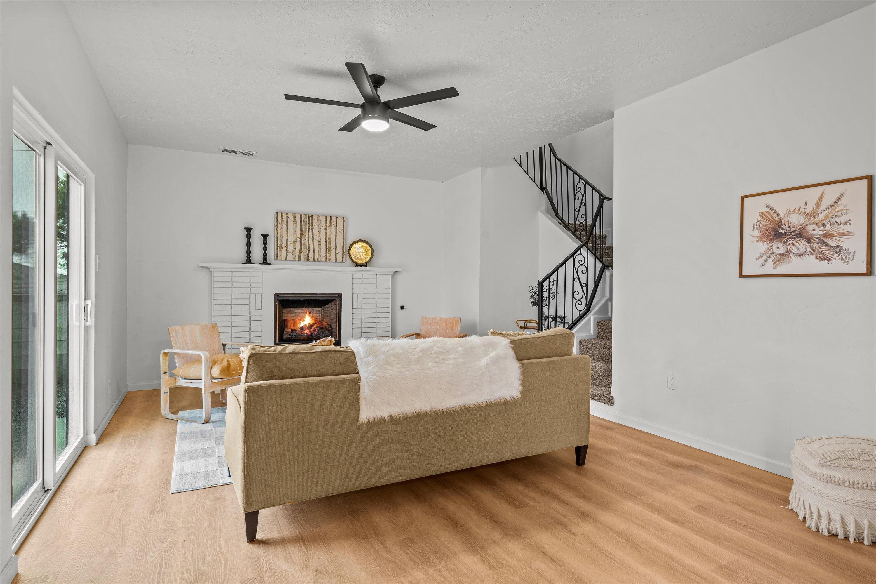 3717 General Bradley Street NE