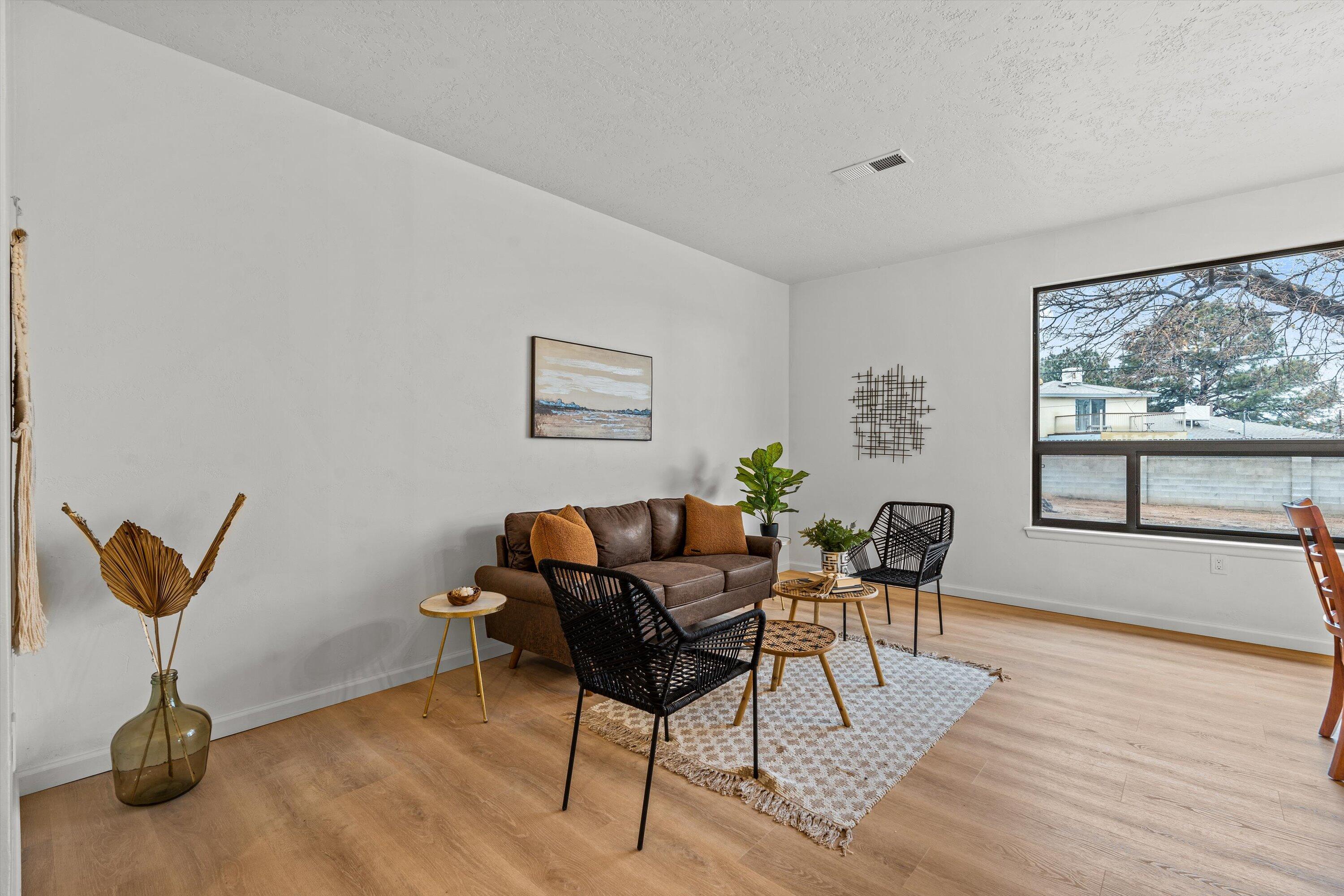 3717 General Bradley Street NE