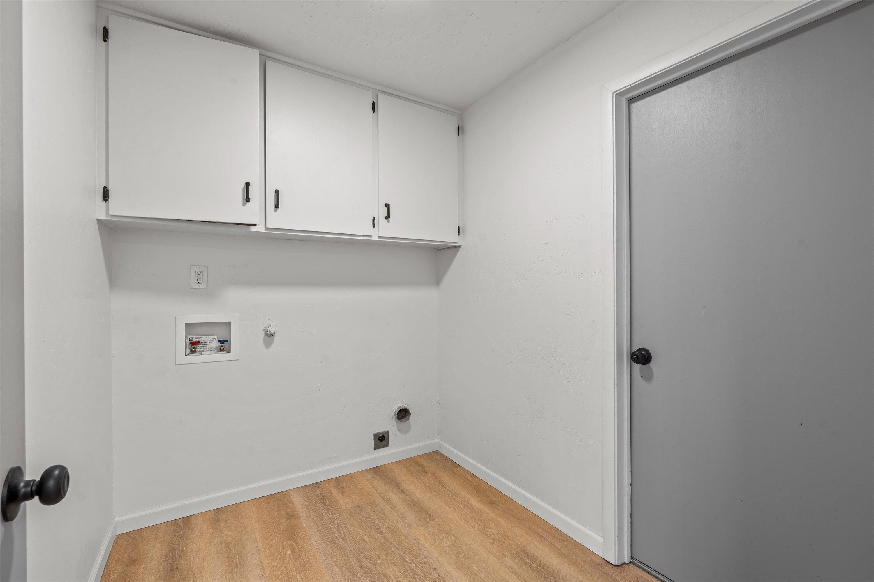 3717 General Bradley Street NE