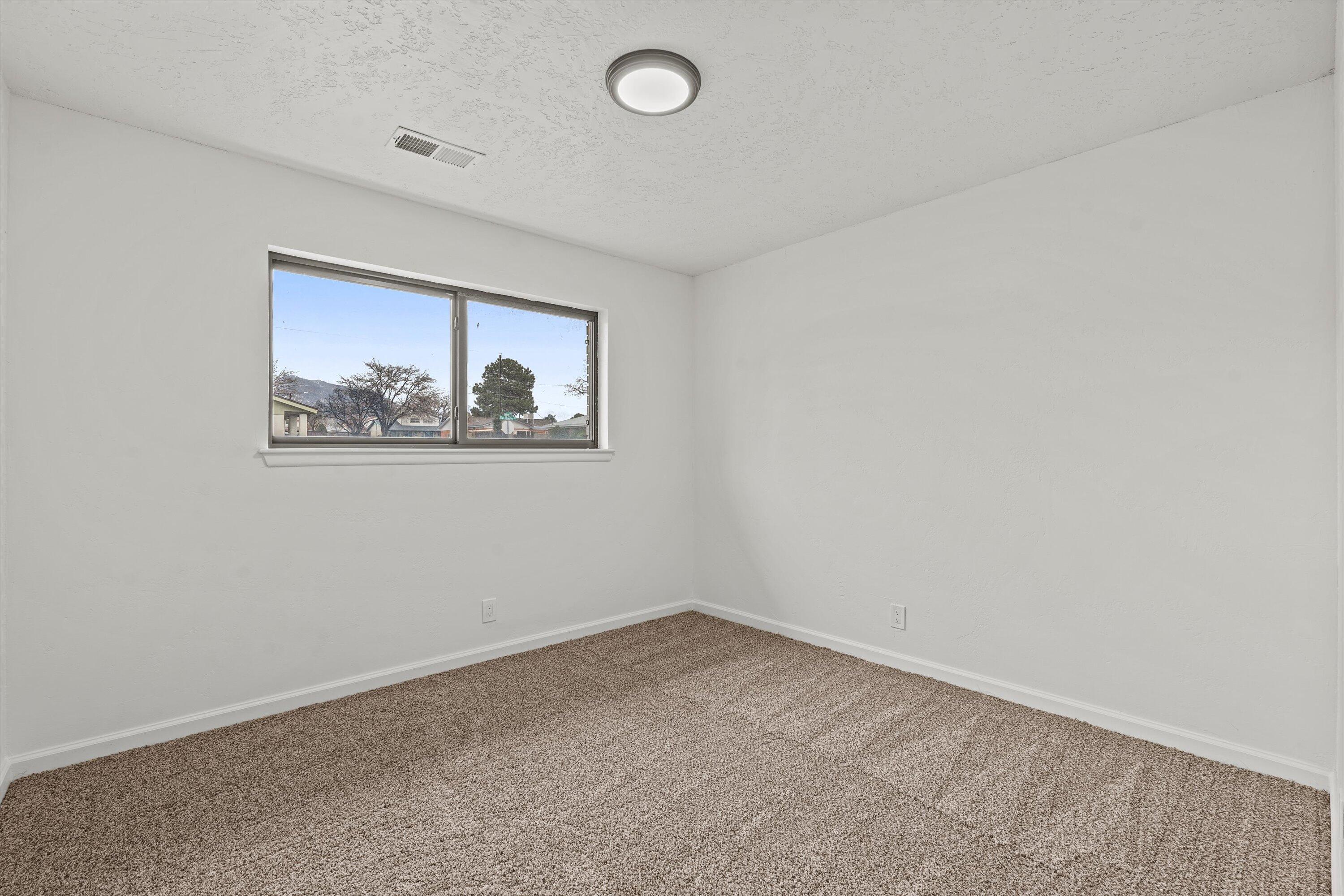 3717 General Bradley Street NE