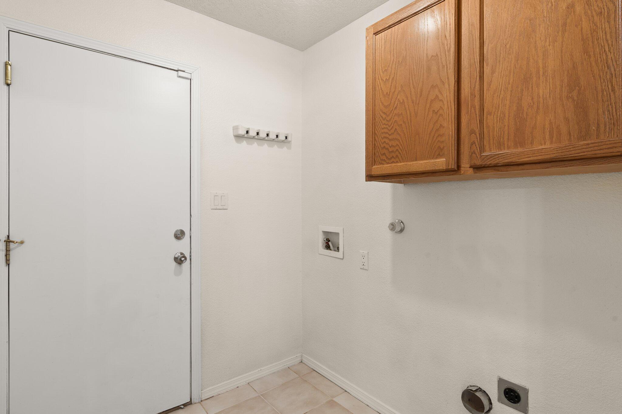 6819 La Rocca Road NW