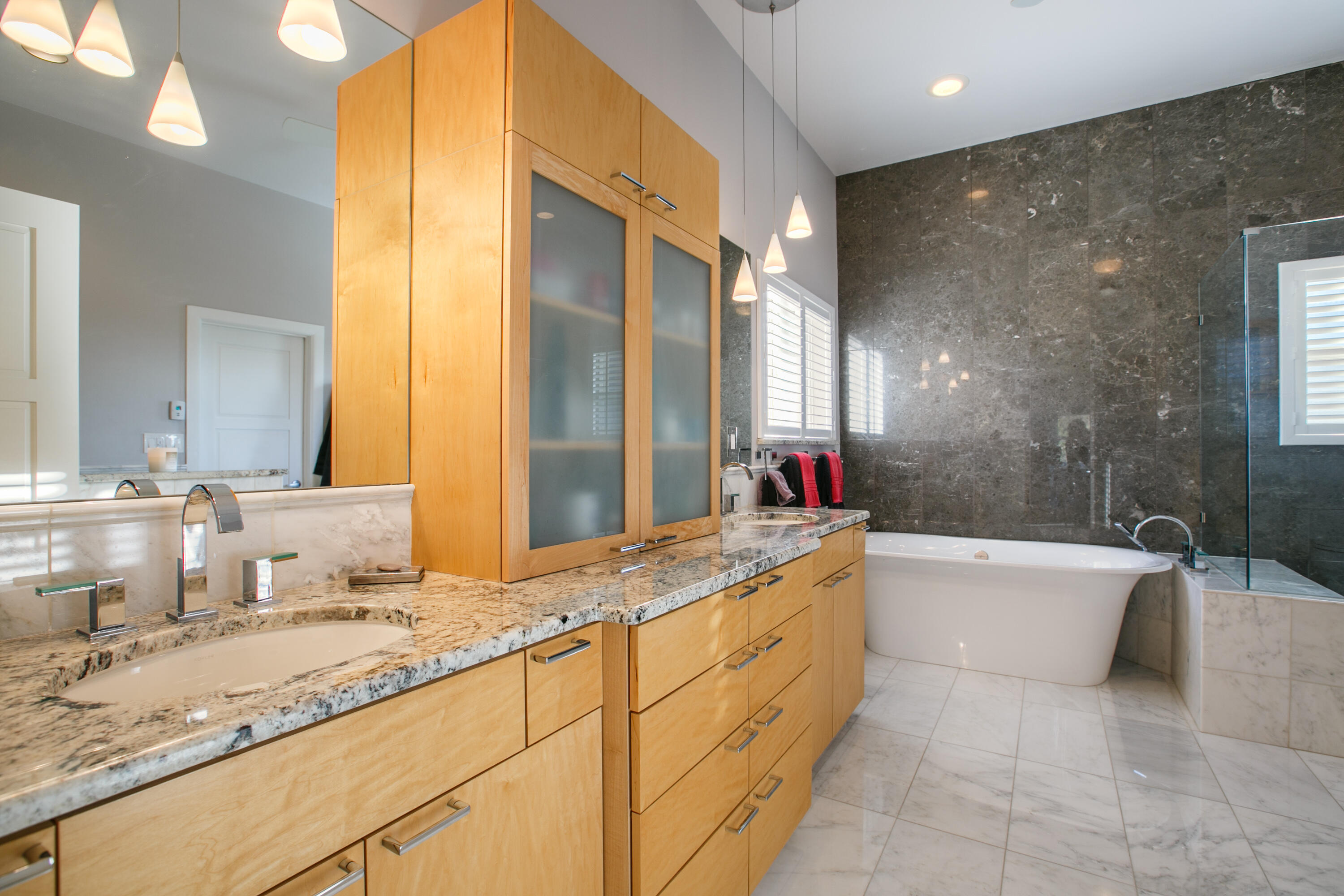 13711 Elena Gallegos Place NE