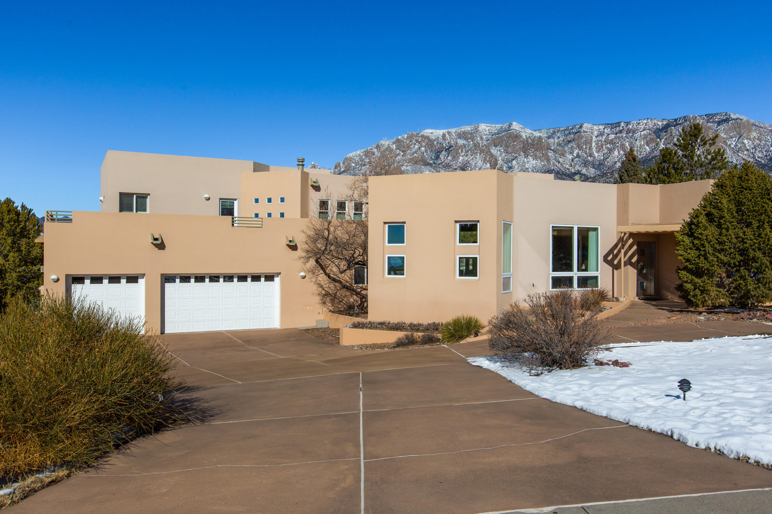 13711 Elena Gallegos Place NE