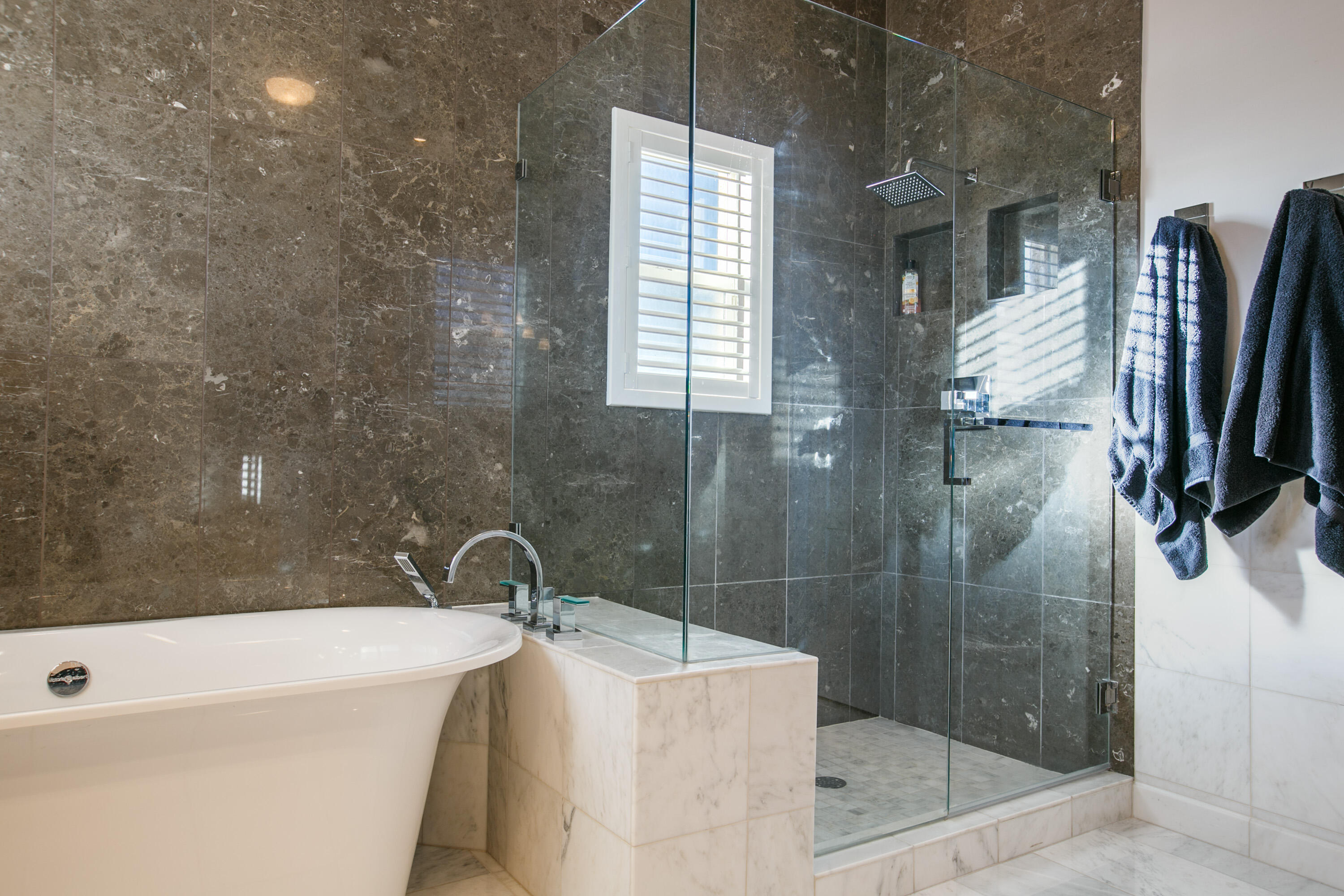 13711 Elena Gallegos Place NE