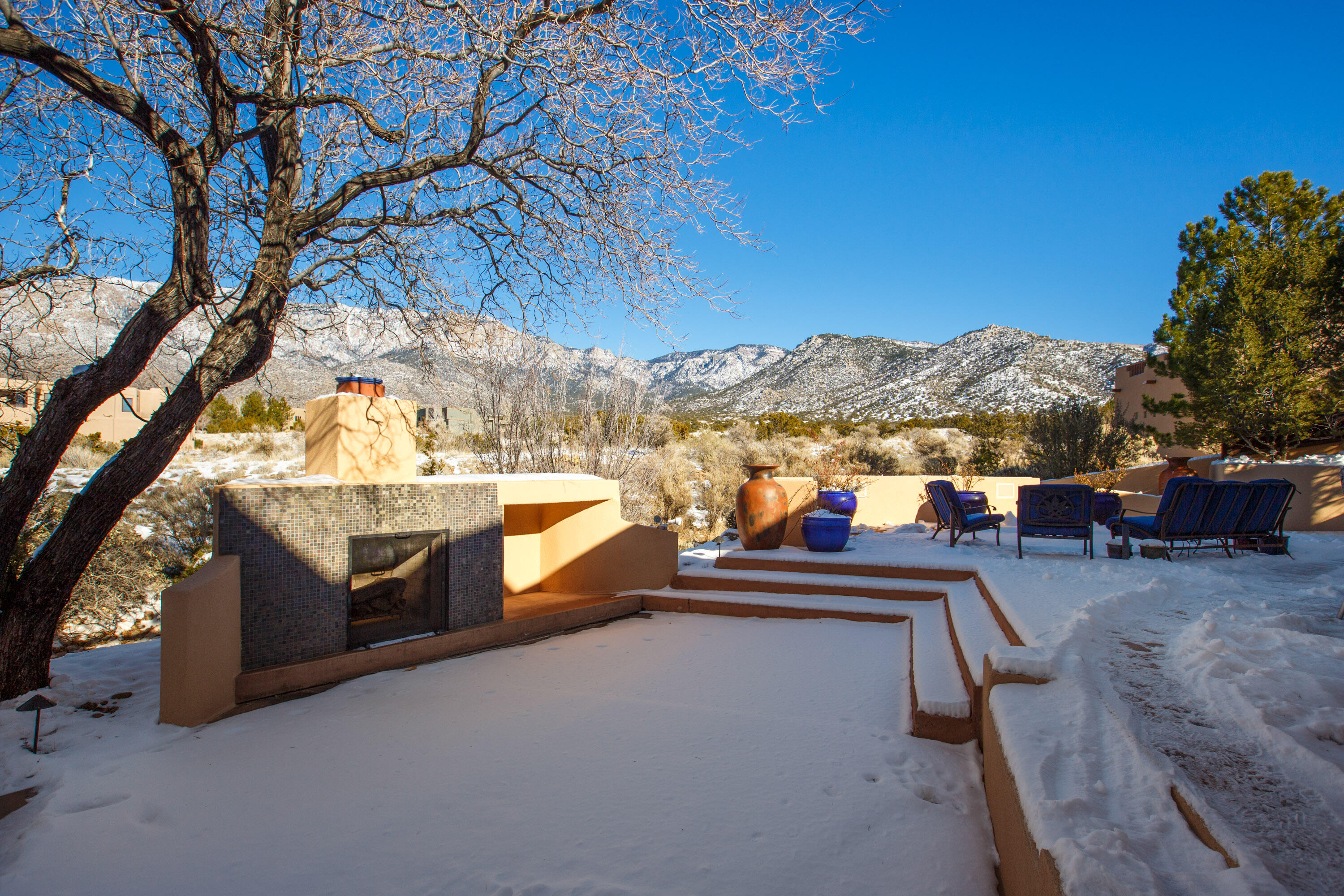 13711 Elena Gallegos Place NE