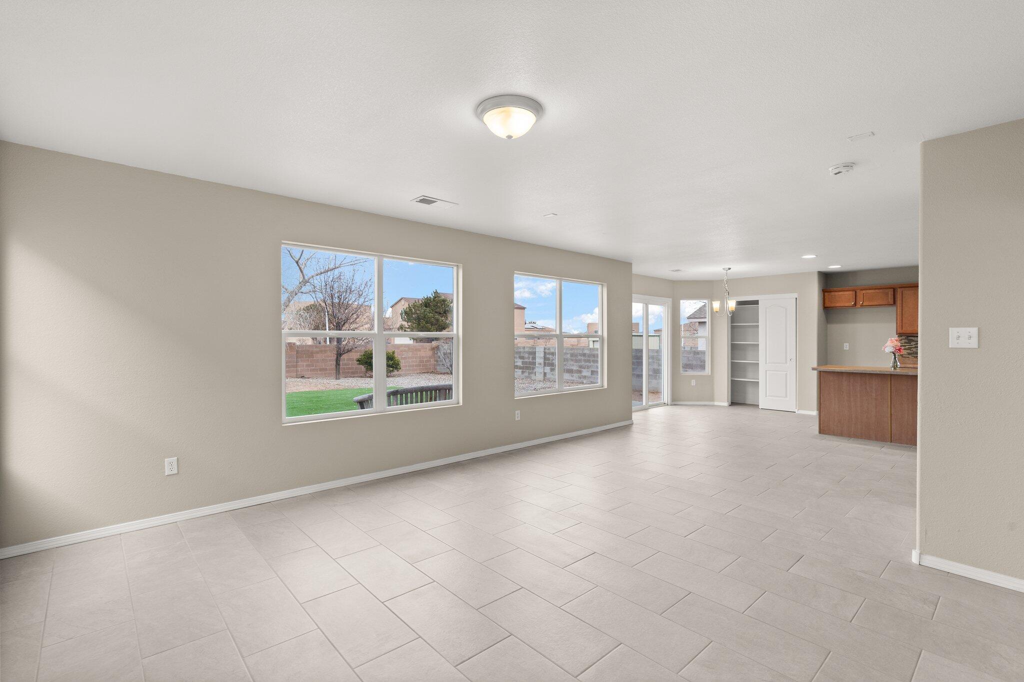 3333 Hunters Meadows Circle NE