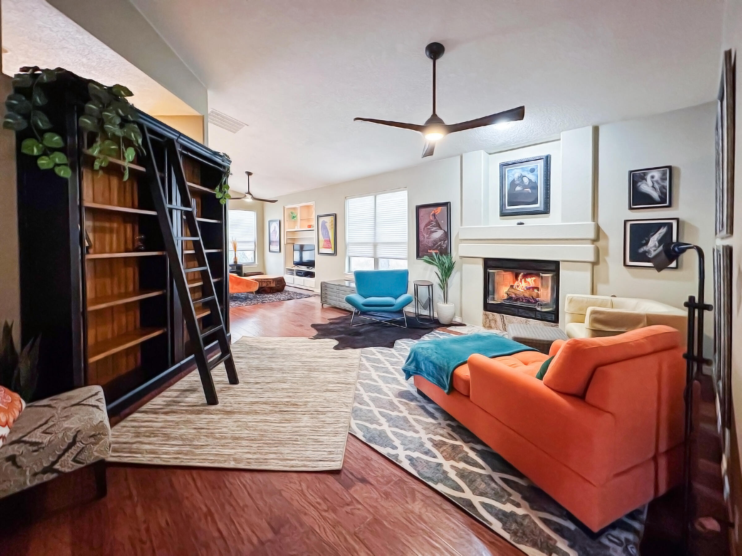 2412 High Point Court NE