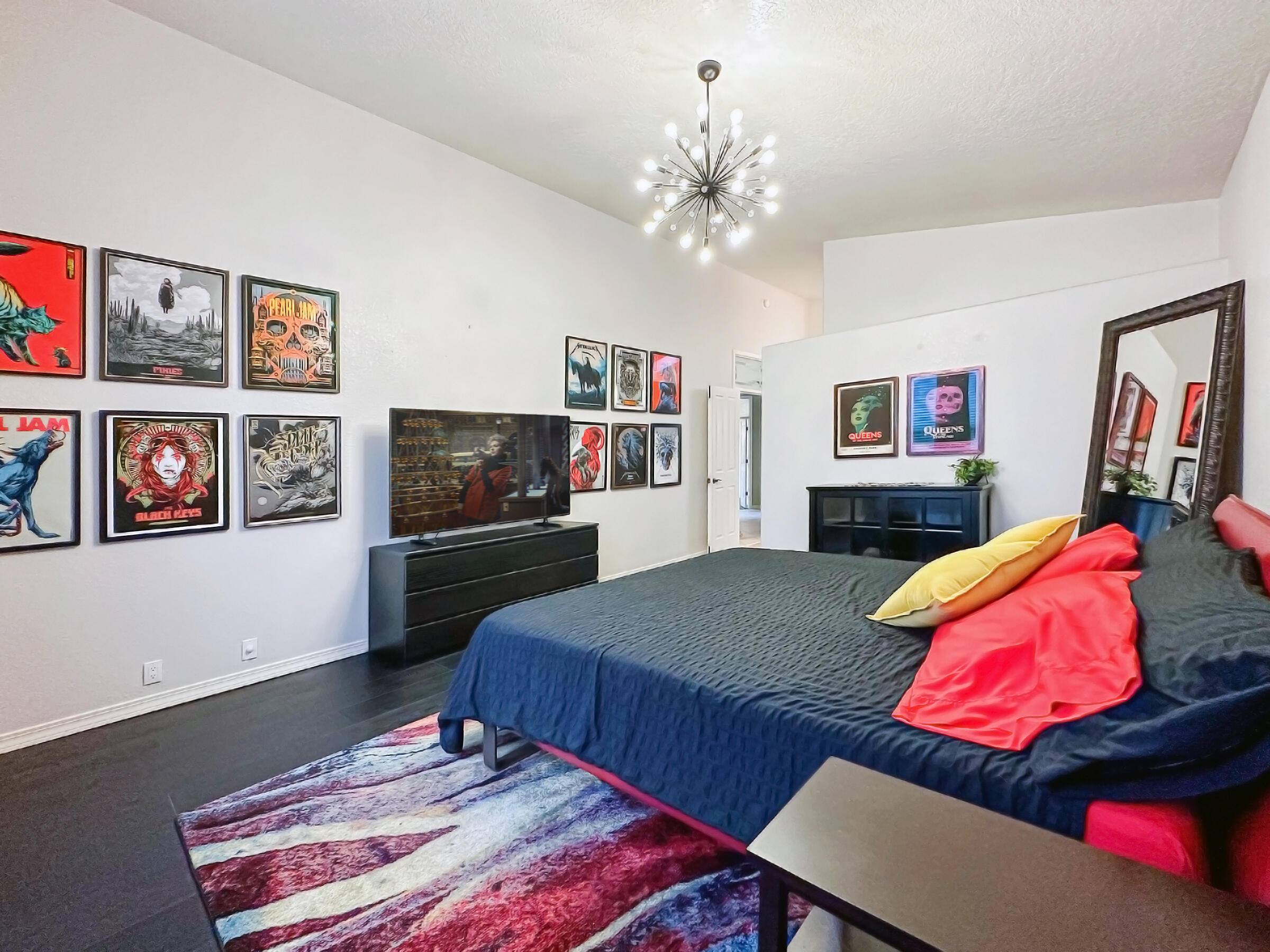 2412 High Point Court NE