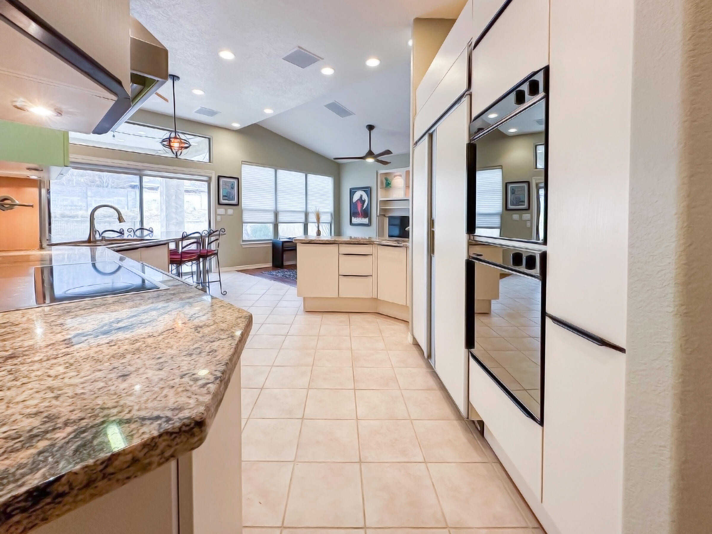 2412 High Point Court NE